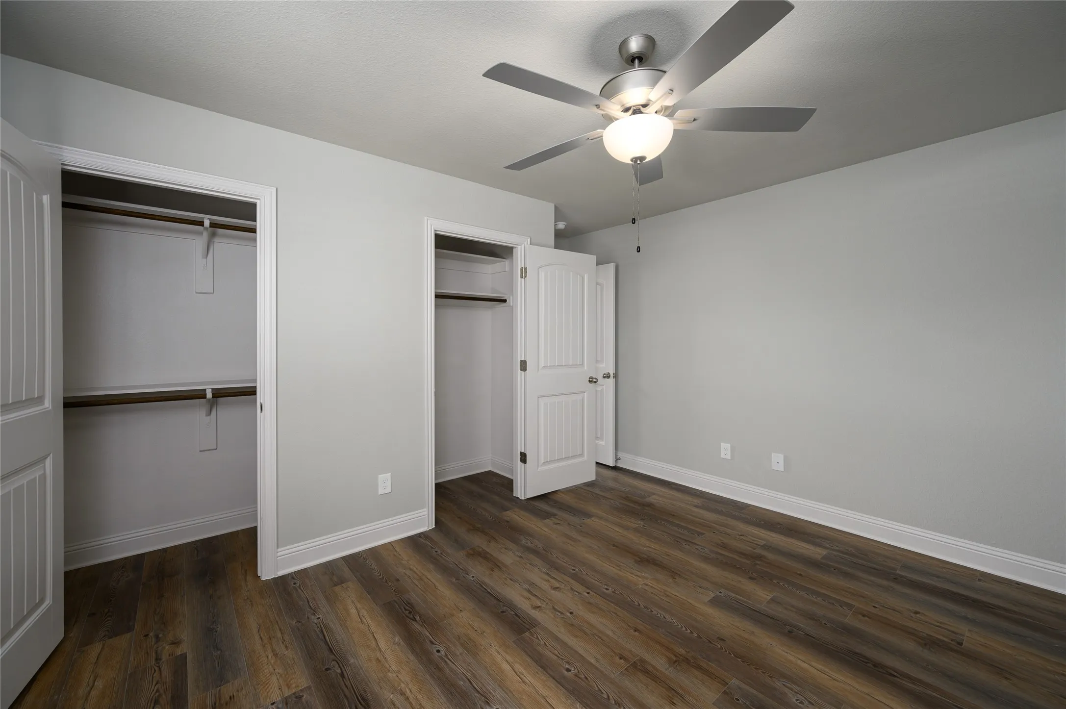 Single Family Residence For Rent in Grayson County , 2801 Tulip Drive, Sherman, Texas 75092, 3 Bedroom, 2 Bathroom, 2 Garage spaces, 1,672 Sqft, built in 2024, mls#21328465, Real Estate Agent in Sherman, Homes For Rent in Grayson county, Homes For Rent in Sherman, Realtor in Sherman Texas, Real Estate Brokerage Independent Realty Texas, Luminita Cordes Realtor