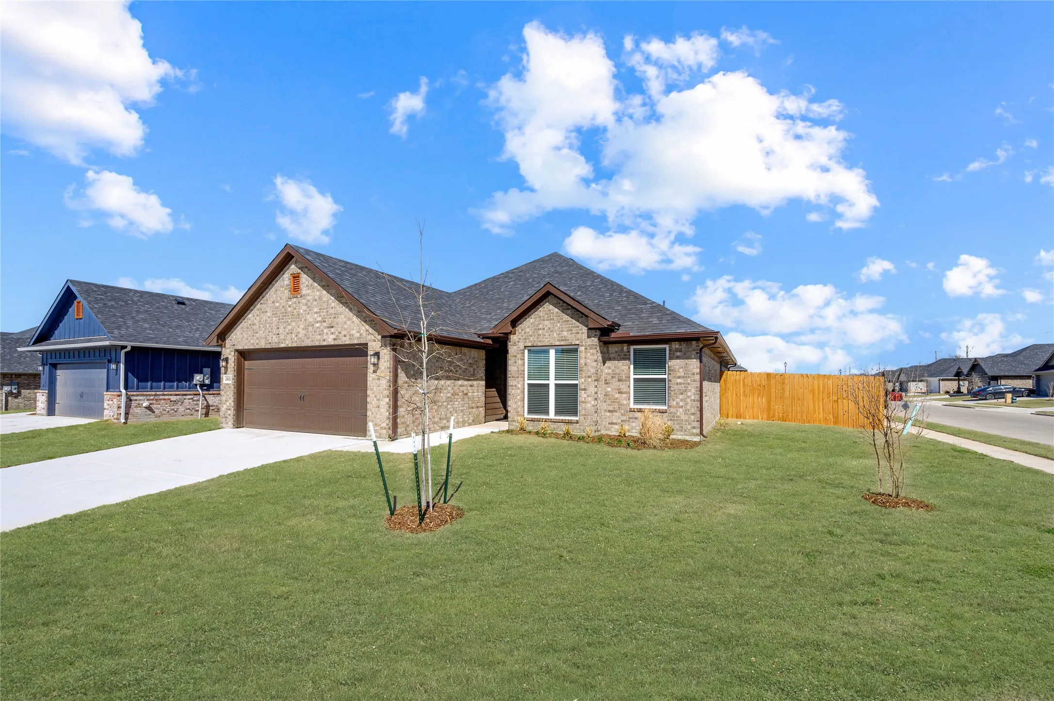 Single Family Residence For Rent in Grayson County , 2801 Tulip Drive, Sherman, Texas 75092, 3 Bedroom, 2 Bathroom, 2 Garage spaces, 1,672 Sqft, built in 2024, mls#21328465, Real Estate Agent in Sherman, Homes For Rent in Grayson county, Homes For Rent in Sherman, Realtor in Sherman Texas, Real Estate Brokerage Independent Realty Texas, Luminita Cordes Realtor