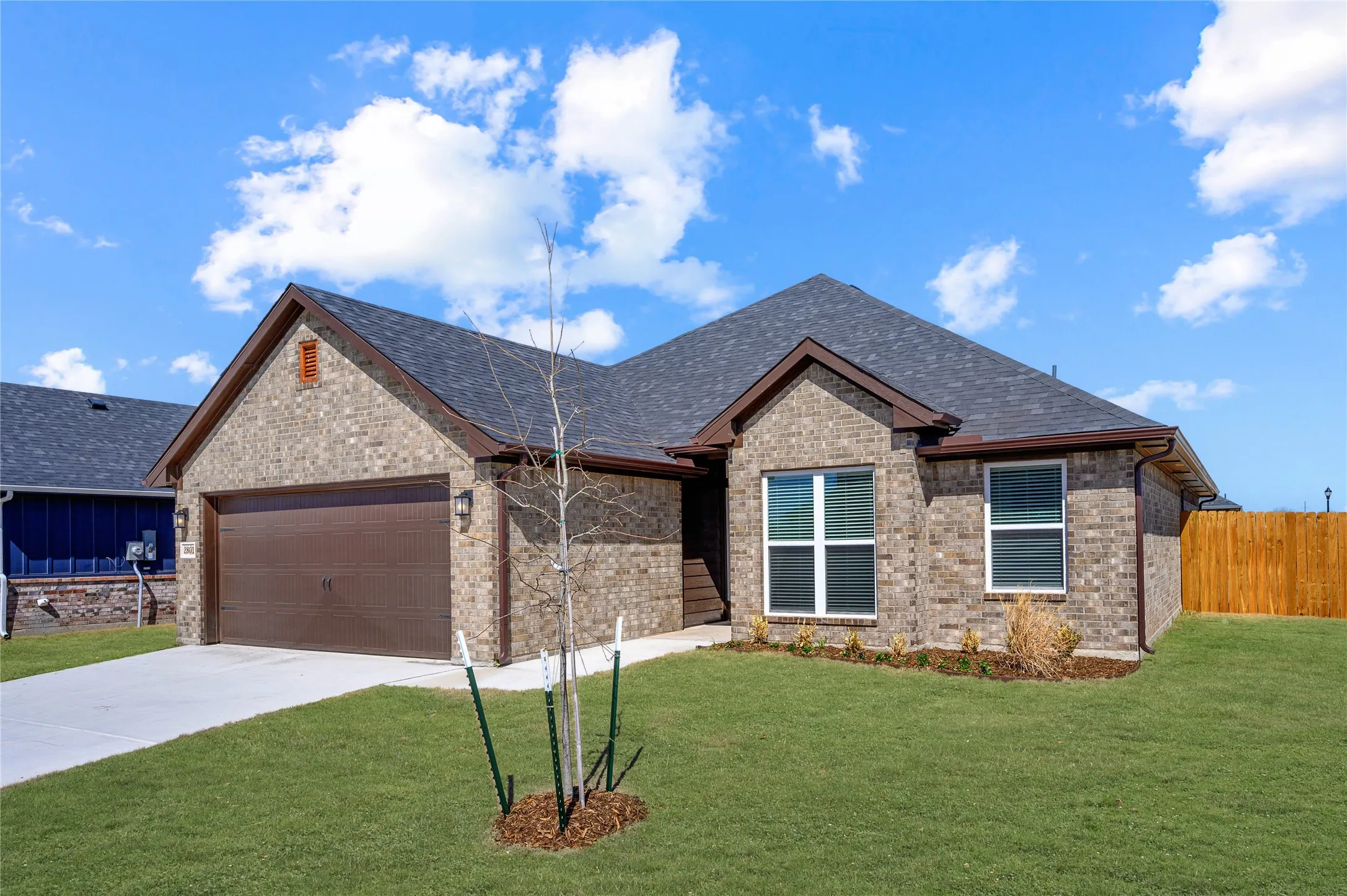Single Family Residence For Rent in Grayson County , 2801 Tulip Drive, Sherman, Texas 75092, 3 Bedroom, 2 Bathroom, 2 Garage spaces, 1,672 Sqft, built in 2024, mls#21328465, Real Estate Agent in Sherman, Homes For Rent in Grayson county, Homes For Rent in Sherman, Realtor in Sherman Texas, Real Estate Brokerage Independent Realty Texas, Luminita Cordes Realtor