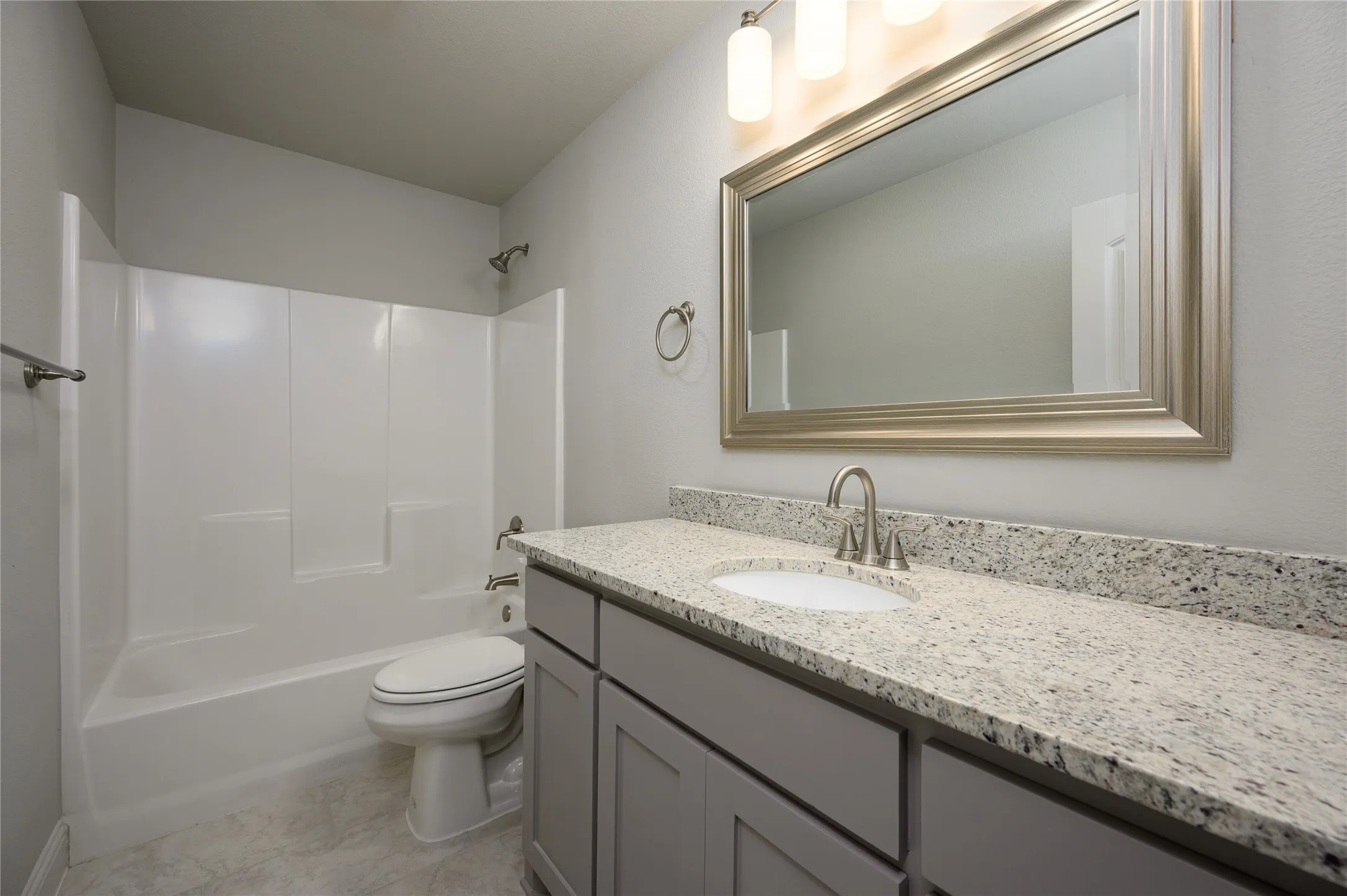 Single Family Residence For Rent in Grayson County , 2801 Tulip Drive, Sherman, Texas 75092, 3 Bedroom, 2 Bathroom, 2 Garage spaces, 1,672 Sqft, built in 2024, mls#21328465, Real Estate Agent in Sherman, Homes For Rent in Grayson county, Homes For Rent in Sherman, Realtor in Sherman Texas, Real Estate Brokerage Independent Realty Texas, Luminita Cordes Realtor