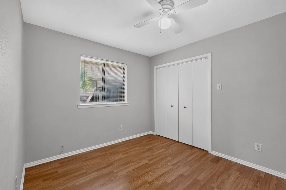 Single Family Residence For Sale in Collin County , 9693 Windy Ridge Road, Frisco, Texas 75033, 3 Bedroom, 2 Bathroom, Garage spaces, 1,251 Sqft, built in 1984, mls#21328946, Real Estate Agent in Frisco, Homes For Sale in Collin county, Homes For Sale in Frisco, Realtor in Frisco Texas, Real Estate Brokerage Independent Realty Texas, Luminita Cordes Realtor
