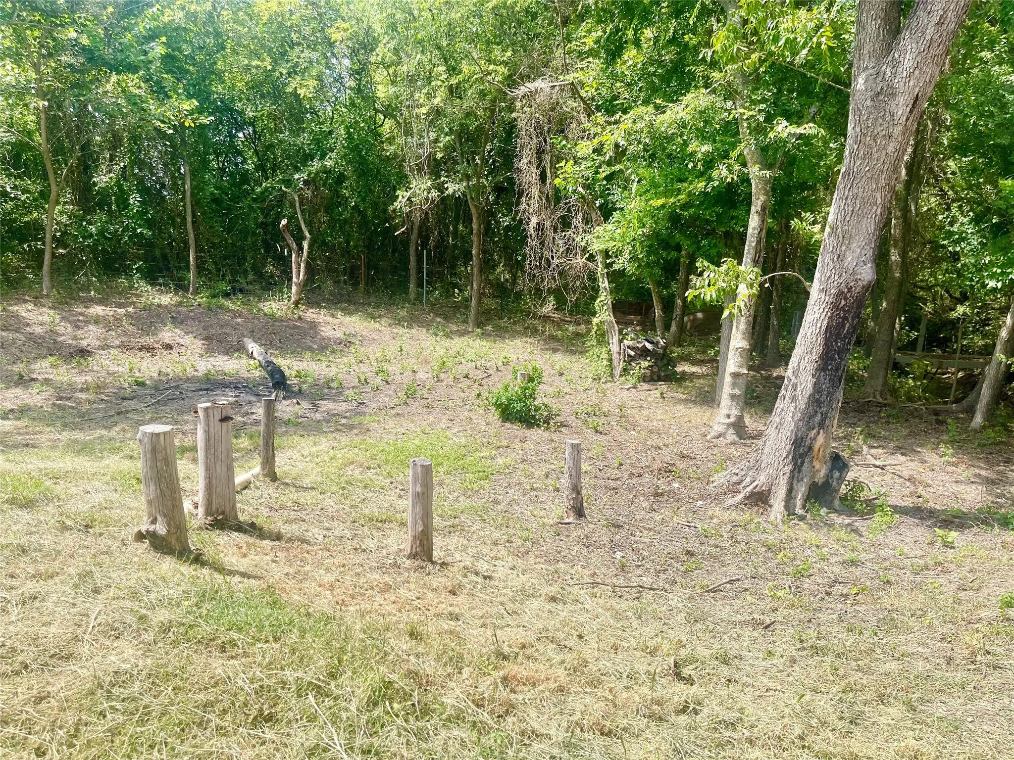 Unimproved Land For Sale in Hill County , 223 Longview Creek Trail, Itasca, Texas 76055, 0, 0, Garage spaces, 0 Sqft, built in 0, Price $175,000, mls#21329036, Real Estate Agent in Itasca, Homes For Sale in Hill county, Homes For Sale in Itasca, Realtor in Itasca Texas, Real Estate Brokerage Independent Realty Texas, Luminita Cordes Realtor