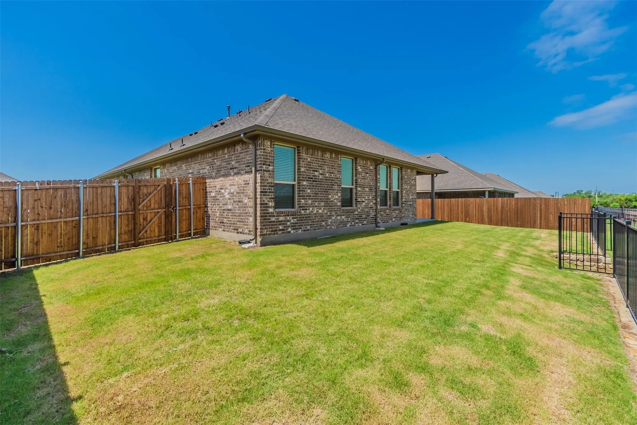 Single Family Residence For Rent in Denton County , 1343 Fox Hollow Road, Krum, Texas 76249, 4 Bedroom, 2 Bathroom, 2 Garage spaces, 2,029 Sqft, built in 2020, mls#21329241, Real Estate Agent in Krum, Homes For Rent in Denton county, Homes For Rent in Krum, Realtor in Krum Texas, Real Estate Brokerage Independent Realty Texas, Luminita Cordes Realtor