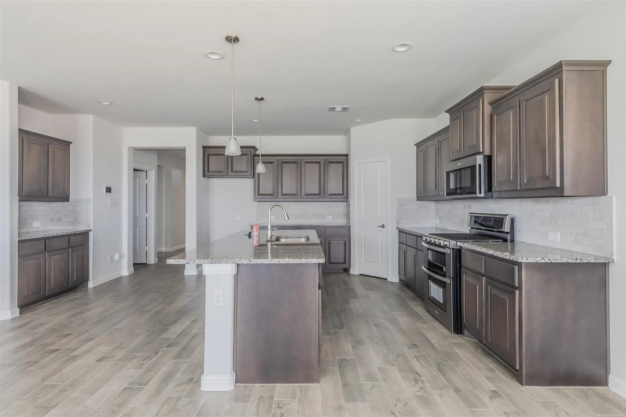 Single Family Residence For Rent in Denton County , 1343 Fox Hollow Road, Krum, Texas 76249, 4 Bedroom, 2 Bathroom, 2 Garage spaces, 2,029 Sqft, built in 2020, mls#21329241, Real Estate Agent in Krum, Homes For Rent in Denton county, Homes For Rent in Krum, Realtor in Krum Texas, Real Estate Brokerage Independent Realty Texas, Luminita Cordes Realtor