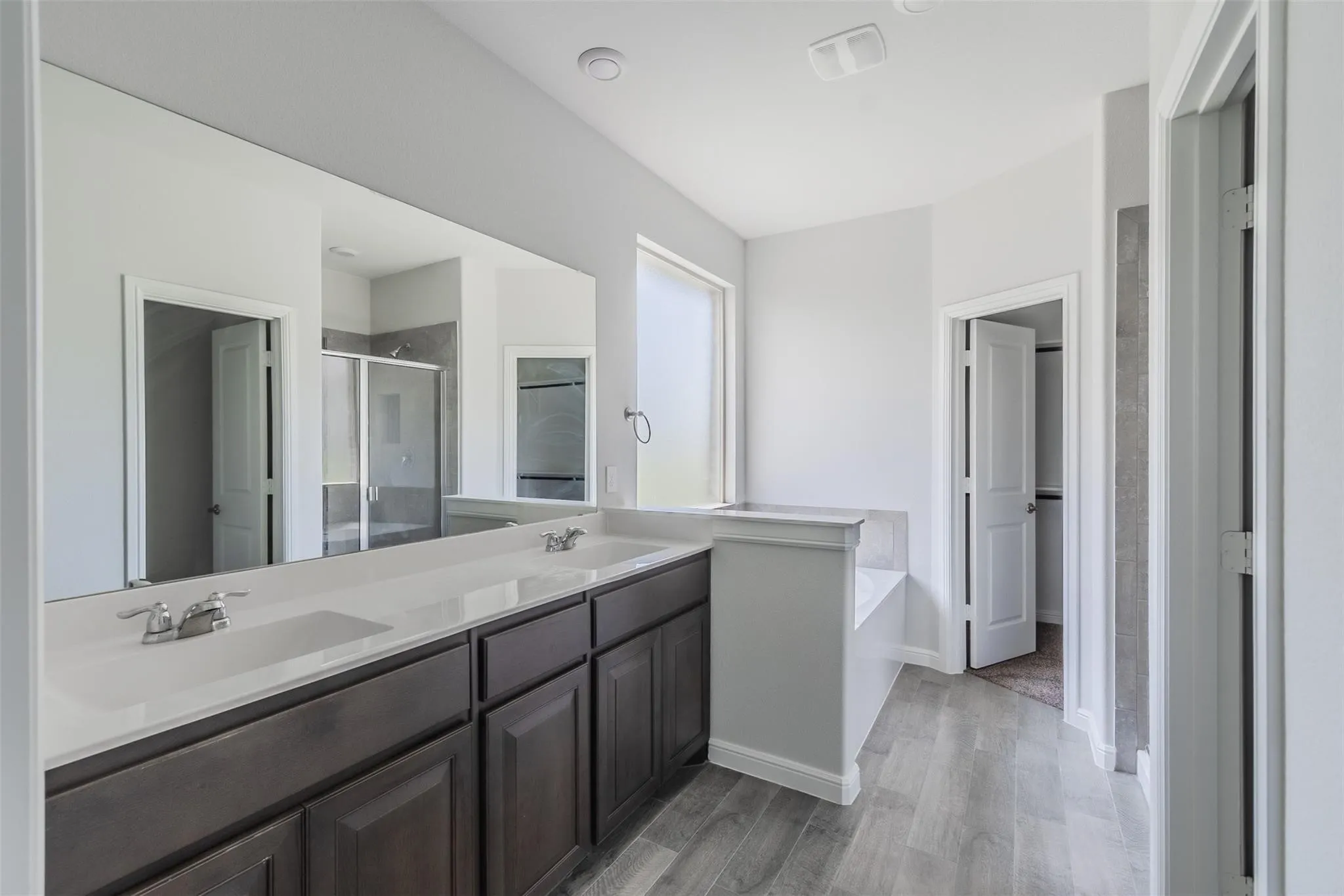 Single Family Residence For Rent in Denton County , 1343 Fox Hollow Road, Krum, Texas 76249, 4 Bedroom, 2 Bathroom, 2 Garage spaces, 2,029 Sqft, built in 2020, mls#21329241, Real Estate Agent in Krum, Homes For Rent in Denton county, Homes For Rent in Krum, Realtor in Krum Texas, Real Estate Brokerage Independent Realty Texas, Luminita Cordes Realtor