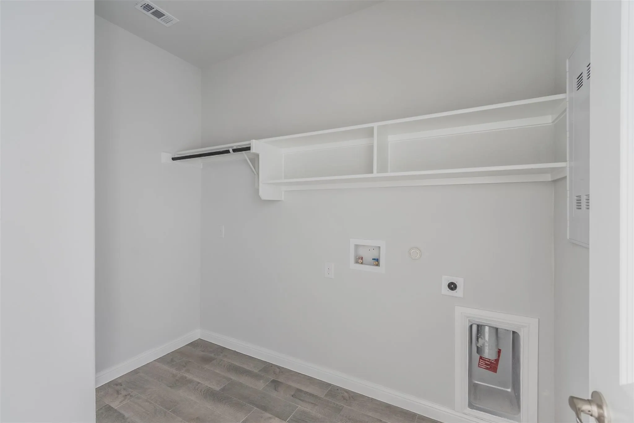 Single Family Residence For Rent in Denton County , 1343 Fox Hollow Road, Krum, Texas 76249, 4 Bedroom, 2 Bathroom, 2 Garage spaces, 2,029 Sqft, built in 2020, mls#21329241, Real Estate Agent in Krum, Homes For Rent in Denton county, Homes For Rent in Krum, Realtor in Krum Texas, Real Estate Brokerage Independent Realty Texas, Luminita Cordes Realtor