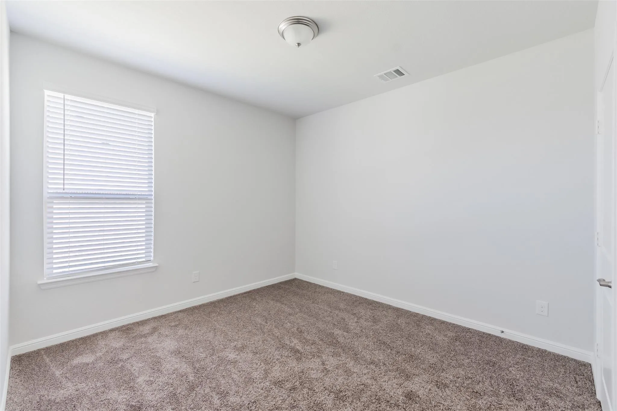 Single Family Residence For Rent in Denton County , 1343 Fox Hollow Road, Krum, Texas 76249, 4 Bedroom, 2 Bathroom, 2 Garage spaces, 2,029 Sqft, built in 2020, mls#21329241, Real Estate Agent in Krum, Homes For Rent in Denton county, Homes For Rent in Krum, Realtor in Krum Texas, Real Estate Brokerage Independent Realty Texas, Luminita Cordes Realtor