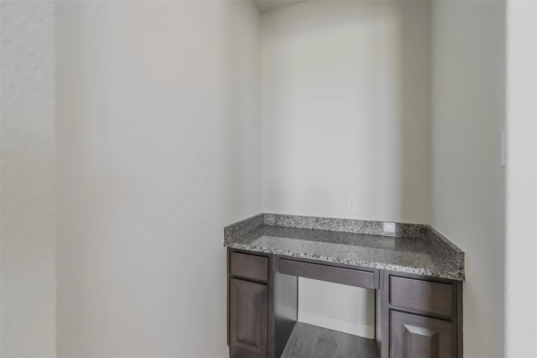 Single Family Residence For Rent in Denton County , 1343 Fox Hollow Road, Krum, Texas 76249, 4 Bedroom, 2 Bathroom, 2 Garage spaces, 2,029 Sqft, built in 2020, mls#21329241, Real Estate Agent in Krum, Homes For Rent in Denton county, Homes For Rent in Krum, Realtor in Krum Texas, Real Estate Brokerage Independent Realty Texas, Luminita Cordes Realtor