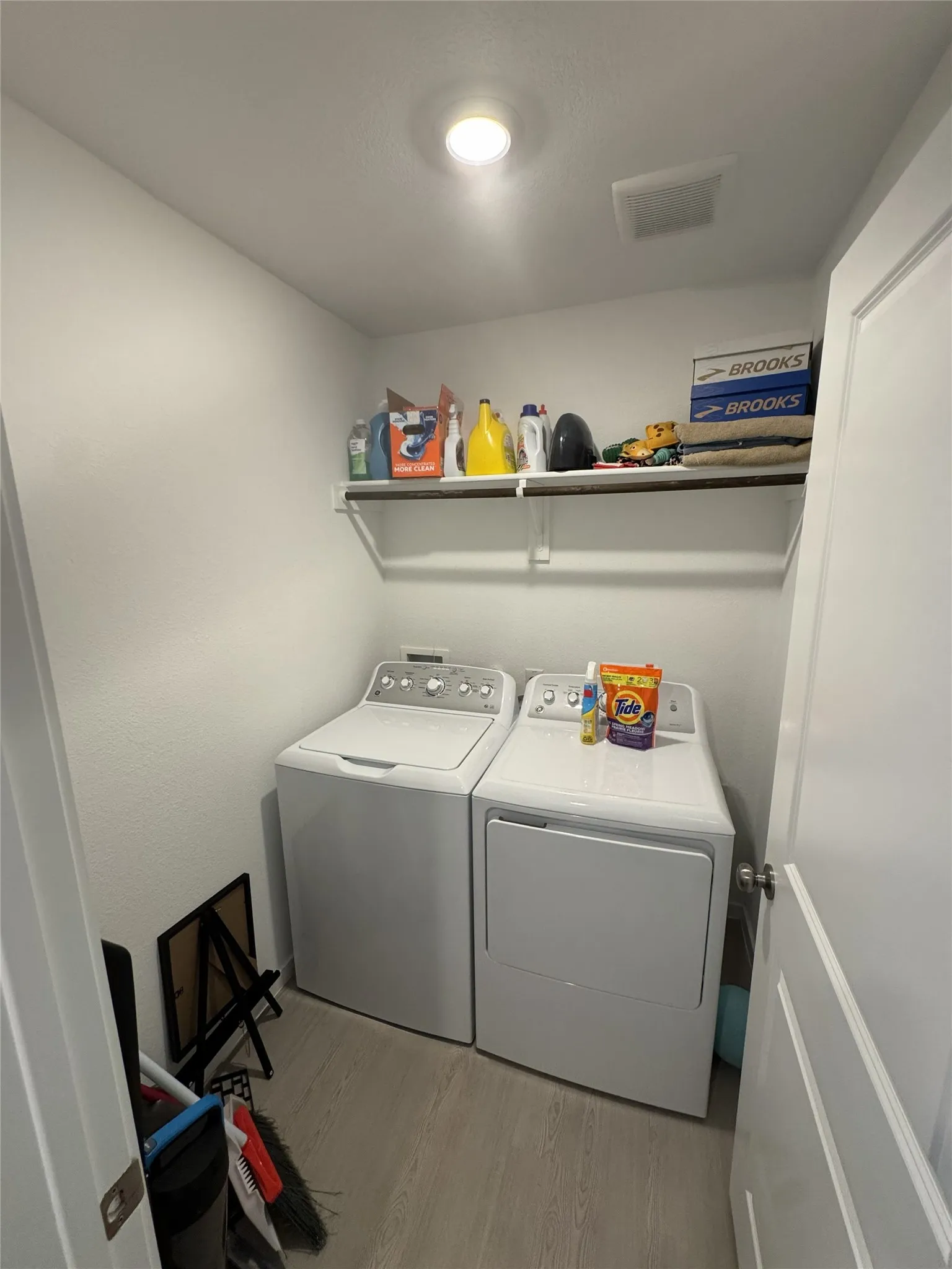 Single Family Residence For Rent in Johnson County , 1105 Ledgestone Drive, Keene, Texas 76031, 3 Bedroom, 2 Bathroom, 2 Garage spaces, 1,520 Sqft, built in 2025, mls#21329246, Real Estate Agent in Keene, Homes For Rent in Johnson county, Homes For Rent in Keene, Realtor in Keene Texas, Real Estate Brokerage Independent Realty Texas, Luminita Cordes Realtor