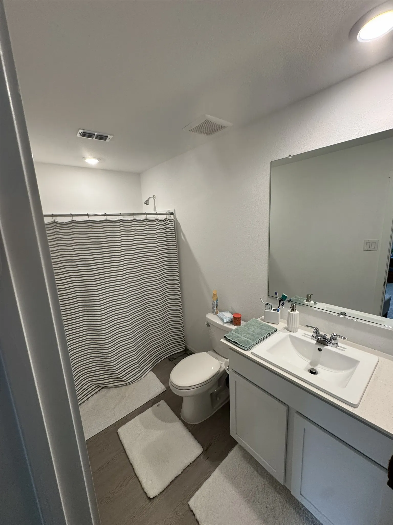 Single Family Residence For Rent in Johnson County , 1105 Ledgestone Drive, Keene, Texas 76031, 3 Bedroom, 2 Bathroom, 2 Garage spaces, 1,520 Sqft, built in 2025, mls#21329246, Real Estate Agent in Keene, Homes For Rent in Johnson county, Homes For Rent in Keene, Realtor in Keene Texas, Real Estate Brokerage Independent Realty Texas, Luminita Cordes Realtor