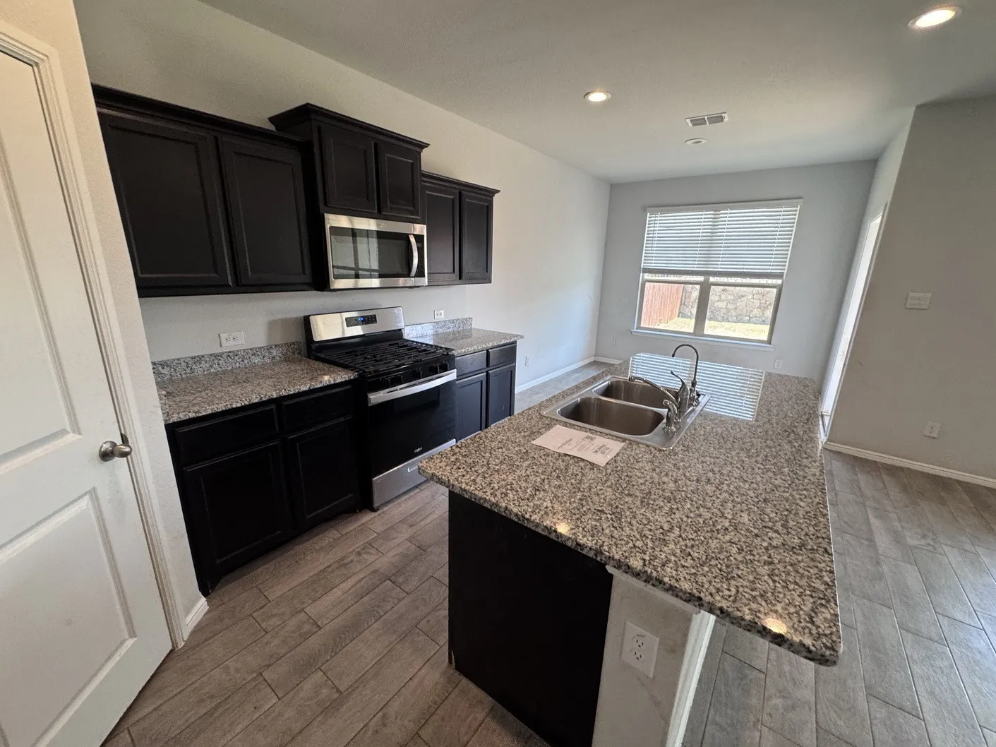 Single Family Residence For Sale in Tarrant County , 9741 Olanta Trail, Fort Worth, Texas 76108, 3 Bedroom, 2 Bathroom, 2 Garage spaces, 1,476 Sqft, built in 2023, mls#21329121, Real Estate Agent in Fort Worth, Homes For Sale in Tarrant county, Homes For Sale in Fort Worth, Realtor in Fort Worth Texas, Real Estate Brokerage Independent Realty Texas, Luminita Cordes Realtor