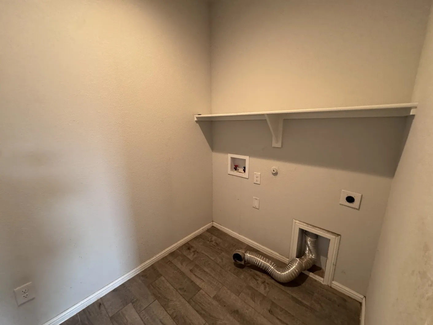 Single Family Residence For Sale in Tarrant County , 9741 Olanta Trail, Fort Worth, Texas 76108, 3 Bedroom, 2 Bathroom, 2 Garage spaces, 1,476 Sqft, built in 2023, mls#21329121, Real Estate Agent in Fort Worth, Homes For Sale in Tarrant county, Homes For Sale in Fort Worth, Realtor in Fort Worth Texas, Real Estate Brokerage Independent Realty Texas, Luminita Cordes Realtor