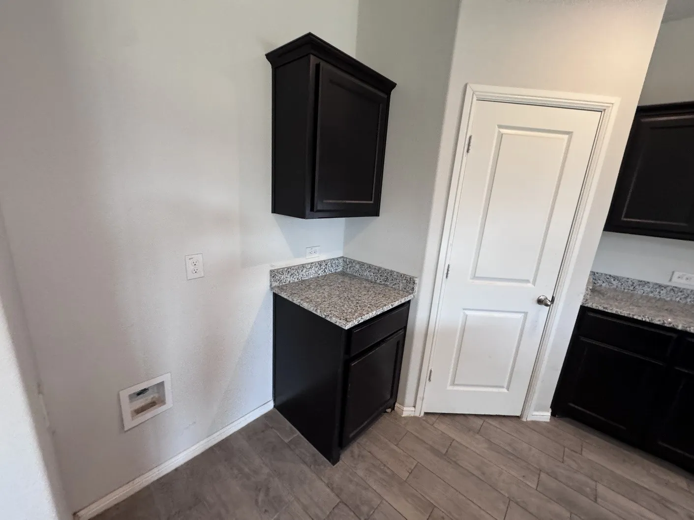 Single Family Residence For Sale in Tarrant County , 9741 Olanta Trail, Fort Worth, Texas 76108, 3 Bedroom, 2 Bathroom, 2 Garage spaces, 1,476 Sqft, built in 2023, mls#21329121, Real Estate Agent in Fort Worth, Homes For Sale in Tarrant county, Homes For Sale in Fort Worth, Realtor in Fort Worth Texas, Real Estate Brokerage Independent Realty Texas, Luminita Cordes Realtor