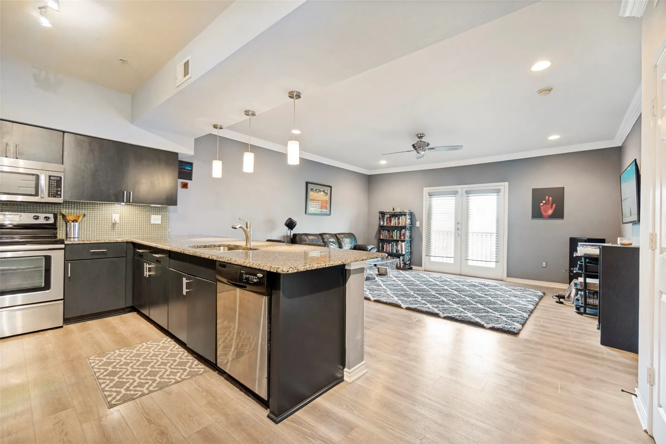 Granite Countertops, Abundance of Kitchen Storage and Countertops, Open Floor Plan