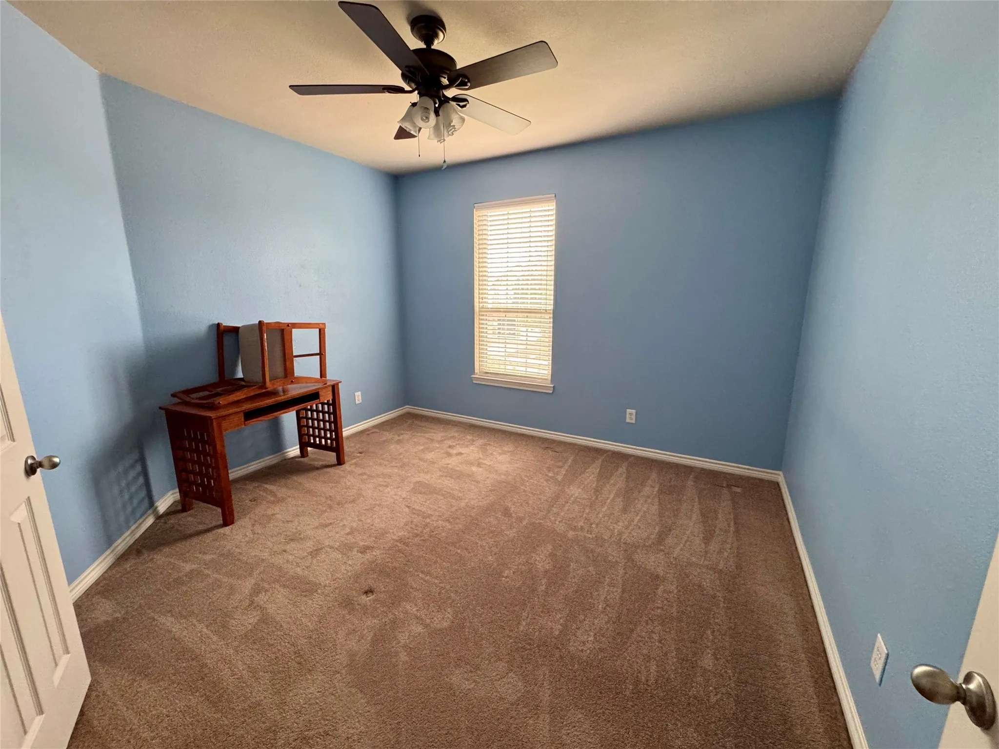 Single Family Residence For Rent in Denton County , 1100 Annalea Cove Drive, Lewisville, Texas 75056, 5 Bedroom, 4 Bathroom, 2 Garage spaces, 3,619 Sqft, built in 2007, mls#21329262, Real Estate Agent in Lewisville, Homes For Rent in Denton county, Homes For Rent in Lewisville, Realtor in Lewisville Texas, Real Estate Brokerage Independent Realty Texas, Luminita Cordes Realtor