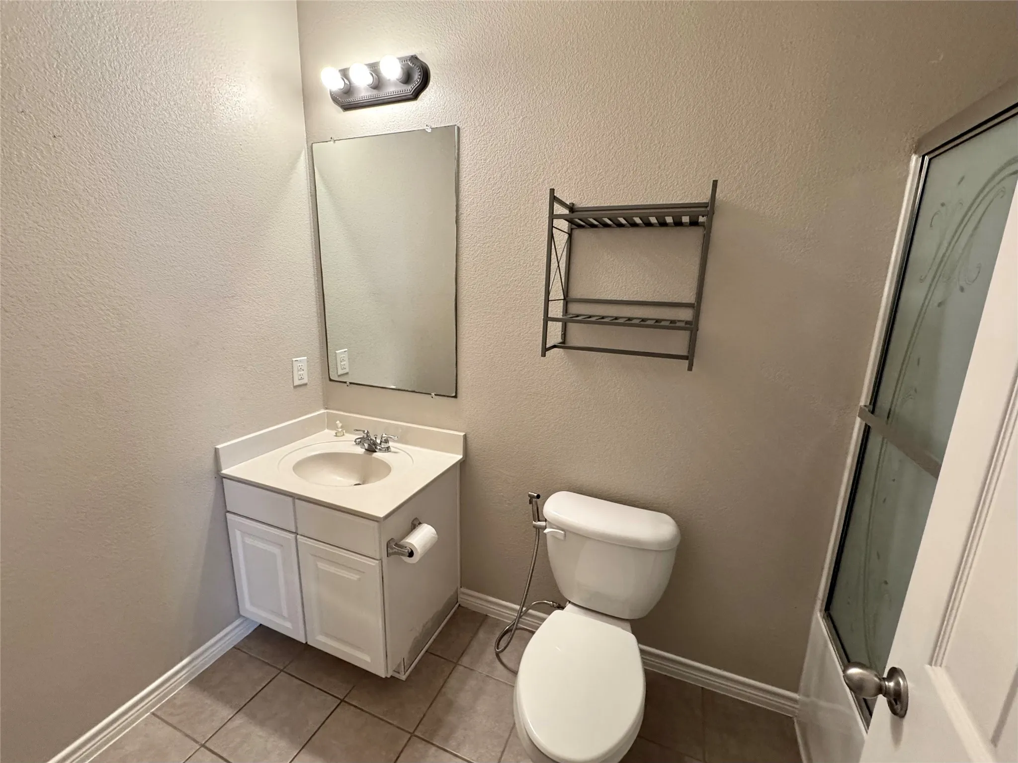 Single Family Residence For Rent in Denton County , 1100 Annalea Cove Drive, Lewisville, Texas 75056, 5 Bedroom, 4 Bathroom, 2 Garage spaces, 3,619 Sqft, built in 2007, mls#21329262, Real Estate Agent in Lewisville, Homes For Rent in Denton county, Homes For Rent in Lewisville, Realtor in Lewisville Texas, Real Estate Brokerage Independent Realty Texas, Luminita Cordes Realtor