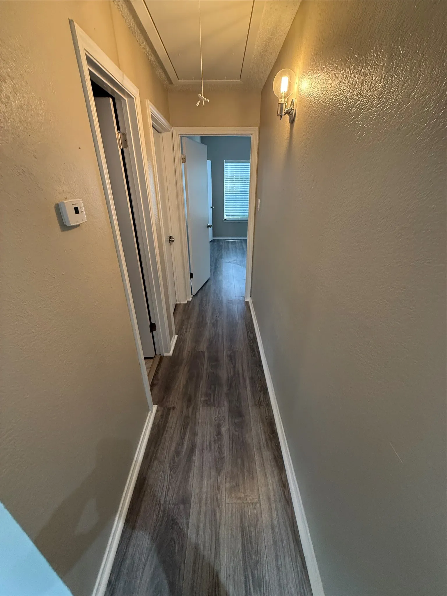 Condominium For Sale in Dallas County , 4103 Esters Road 208, Irving, Texas 75038, 2 Bedroom, 2 Bathroom, Garage spaces, 906 Sqft, built in 1984, mls#21329023, Real Estate Agent in Irving, Homes For Sale in Dallas county, Homes For Sale in Irving, Realtor in Irving Texas, Real Estate Brokerage Independent Realty Texas, Luminita Cordes Realtor