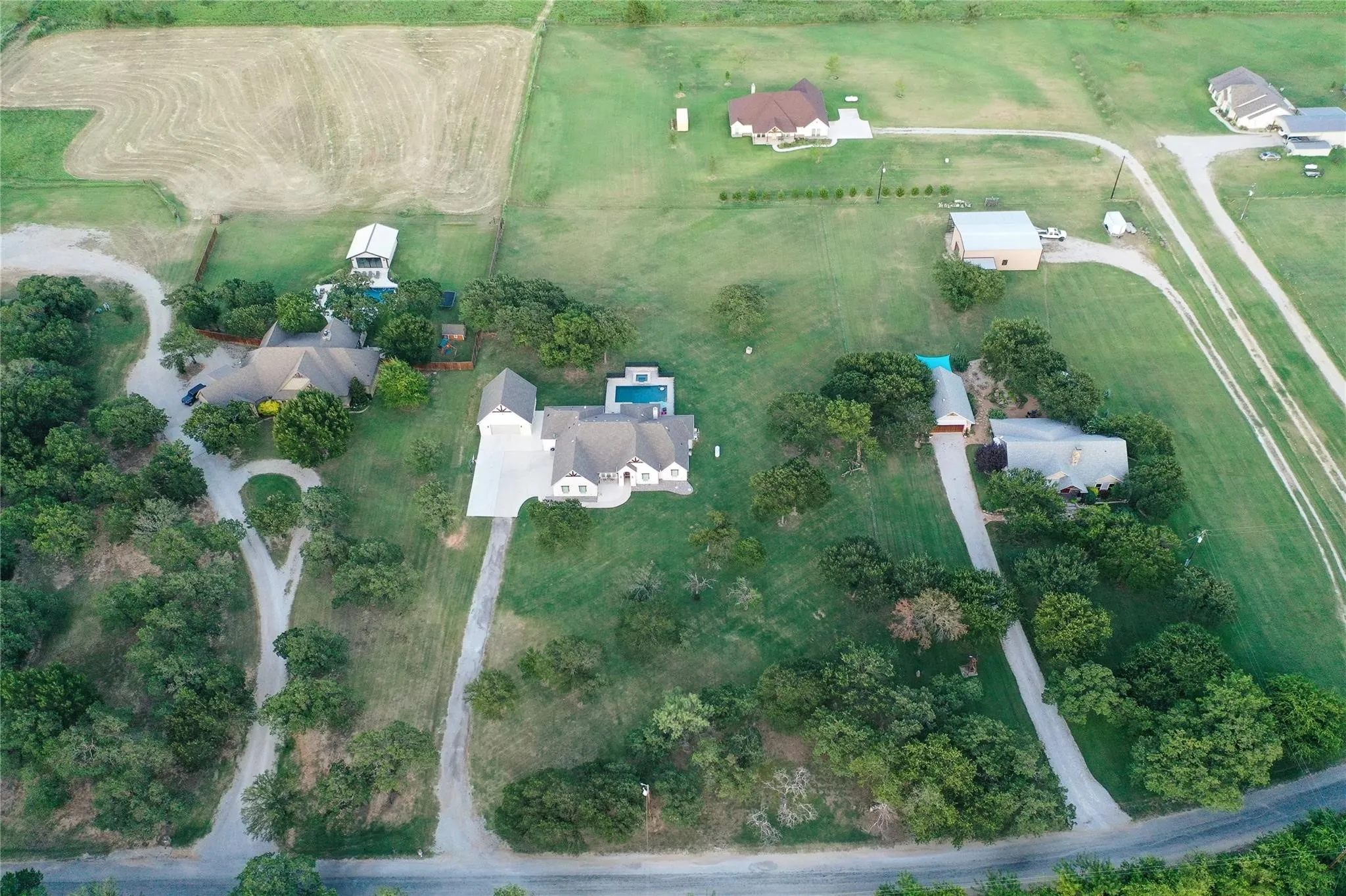 Single Family Residence For Sale in Wise County , 1945 County Road 1111, Decatur, Texas 76234, 3 Bedroom, 2 Bathroom, 4 Garage spaces, 2,593 Sqft, built in 2018, mls#21329269, Real Estate Agent in Decatur, Homes For Sale in Wise county, Homes For Sale in Decatur, Realtor in Decatur Texas, Real Estate Brokerage Independent Realty Texas, Luminita Cordes Realtor
