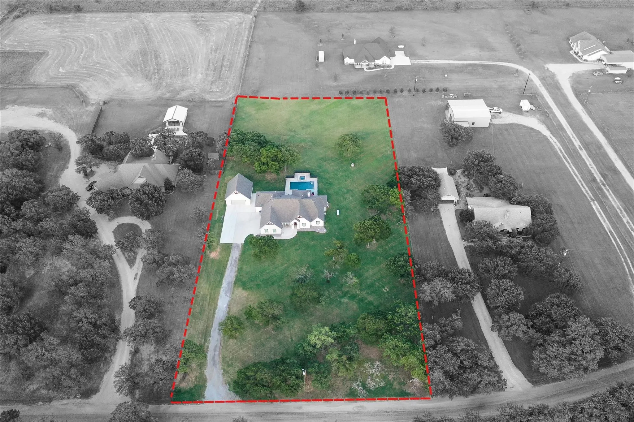 Single Family Residence For Sale in Wise County , 1945 County Road 1111, Decatur, Texas 76234, 3 Bedroom, 2 Bathroom, 4 Garage spaces, 2,593 Sqft, built in 2018, mls#21329269, Real Estate Agent in Decatur, Homes For Sale in Wise county, Homes For Sale in Decatur, Realtor in Decatur Texas, Real Estate Brokerage Independent Realty Texas, Luminita Cordes Realtor