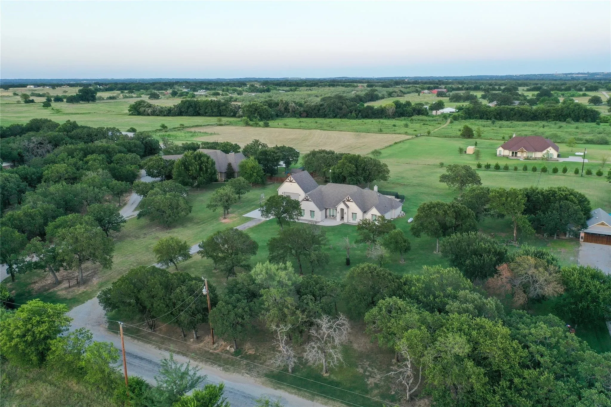 Single Family Residence For Sale in Wise County , 1945 County Road 1111, Decatur, Texas 76234, 3 Bedroom, 2 Bathroom, 4 Garage spaces, 2,593 Sqft, built in 2018, mls#21329269, Real Estate Agent in Decatur, Homes For Sale in Wise county, Homes For Sale in Decatur, Realtor in Decatur Texas, Real Estate Brokerage Independent Realty Texas, Luminita Cordes Realtor