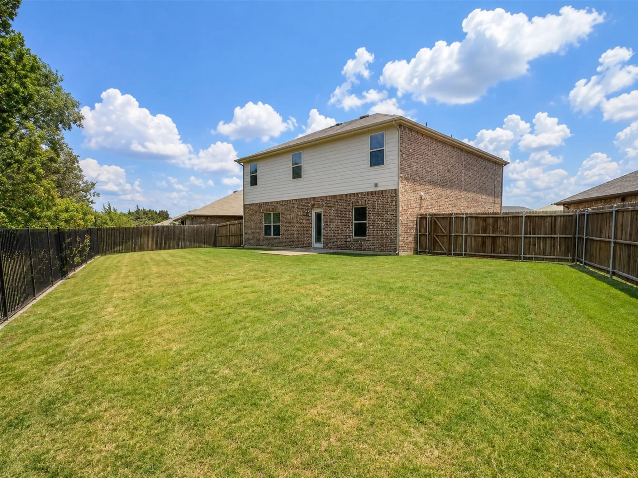 Single Family Residence For Rent in Rockwall County , 3387 Everly Drive, Fate, Texas 75189, 4 Bedroom, 3 Bathroom, 2 Garage spaces, 2,286 Sqft, built in 2021, mls#21329265, Real Estate Agent in Fate, Homes For Rent in Rockwall county, Homes For Rent in Fate, Realtor in Fate Texas, Real Estate Brokerage Independent Realty Texas, Luminita Cordes Realtor