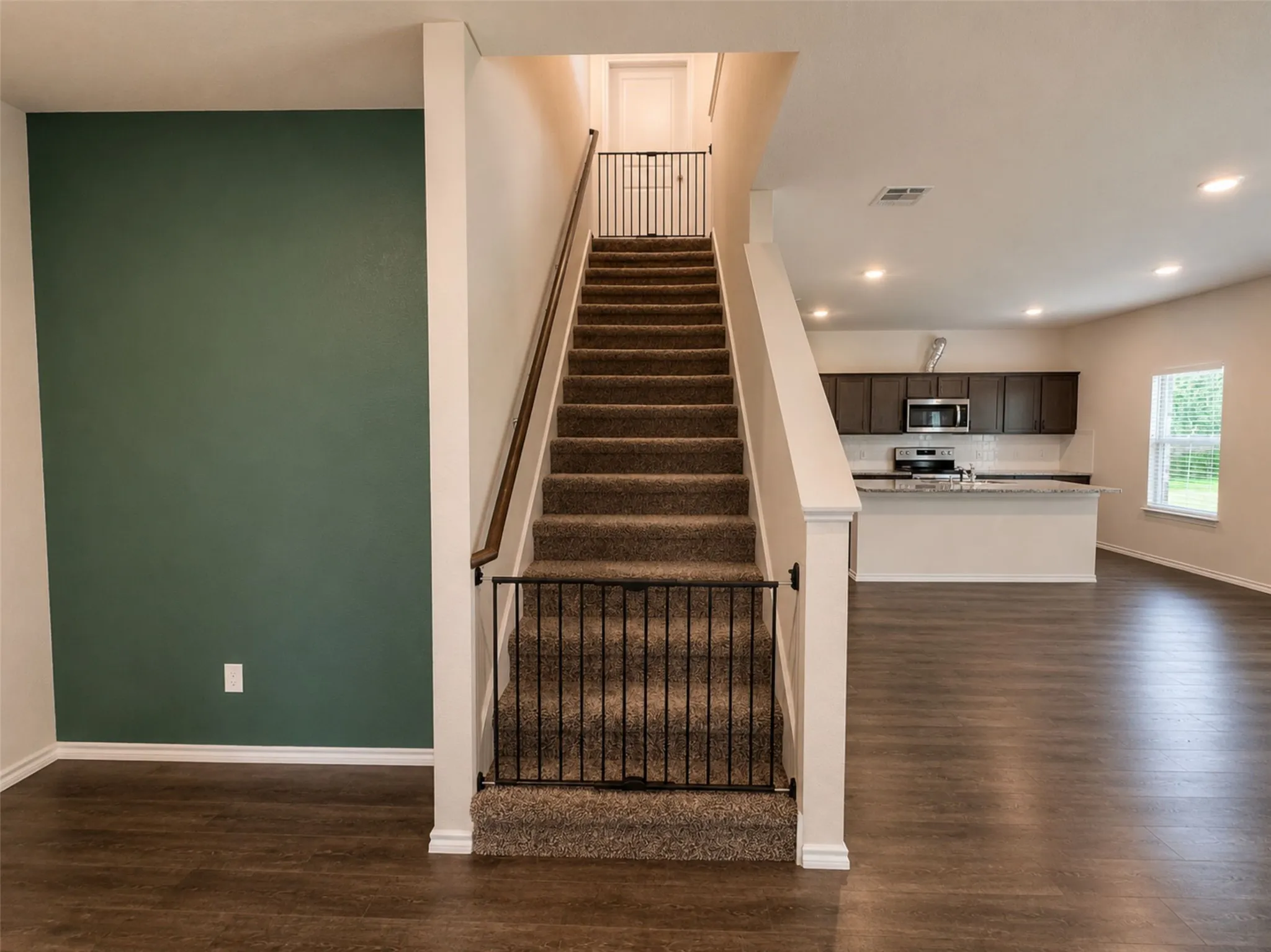 Single Family Residence For Rent in Rockwall County , 3387 Everly Drive, Fate, Texas 75189, 4 Bedroom, 3 Bathroom, 2 Garage spaces, 2,286 Sqft, built in 2021, mls#21329265, Real Estate Agent in Fate, Homes For Rent in Rockwall county, Homes For Rent in Fate, Realtor in Fate Texas, Real Estate Brokerage Independent Realty Texas, Luminita Cordes Realtor