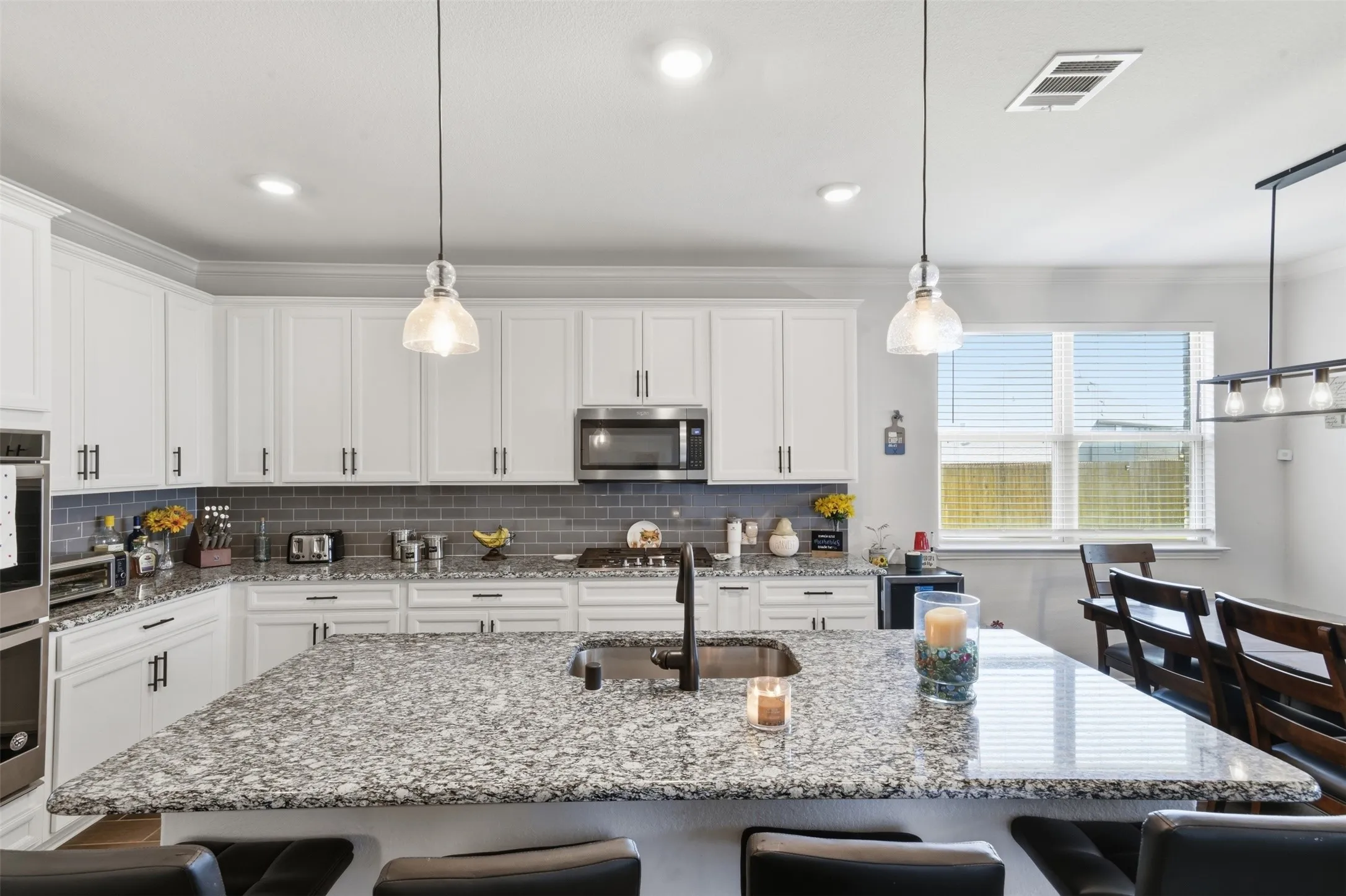 Single Family Residence For Sale in Rockwall County , 502 Big Bend Drive, Fate, Texas 75087, 4 Bedroom, 3 Bathroom, 3 Garage spaces, 3,031 Sqft, built in 2020, mls#21329274, Real Estate Agent in Fate, Homes For Sale in Rockwall county, Homes For Sale in Fate, Realtor in Fate Texas, Real Estate Brokerage Independent Realty Texas, Luminita Cordes Realtor