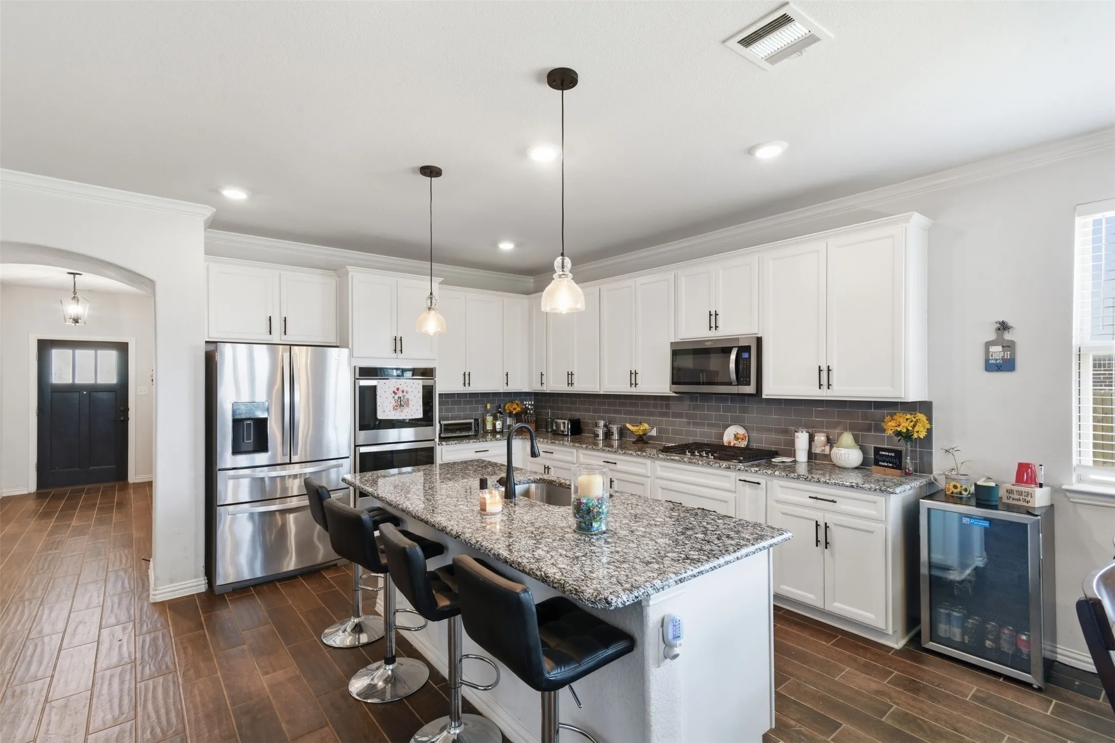 Single Family Residence For Sale in Rockwall County , 502 Big Bend Drive, Fate, Texas 75087, 4 Bedroom, 3 Bathroom, 3 Garage spaces, 3,031 Sqft, built in 2020, mls#21329274, Real Estate Agent in Fate, Homes For Sale in Rockwall county, Homes For Sale in Fate, Realtor in Fate Texas, Real Estate Brokerage Independent Realty Texas, Luminita Cordes Realtor