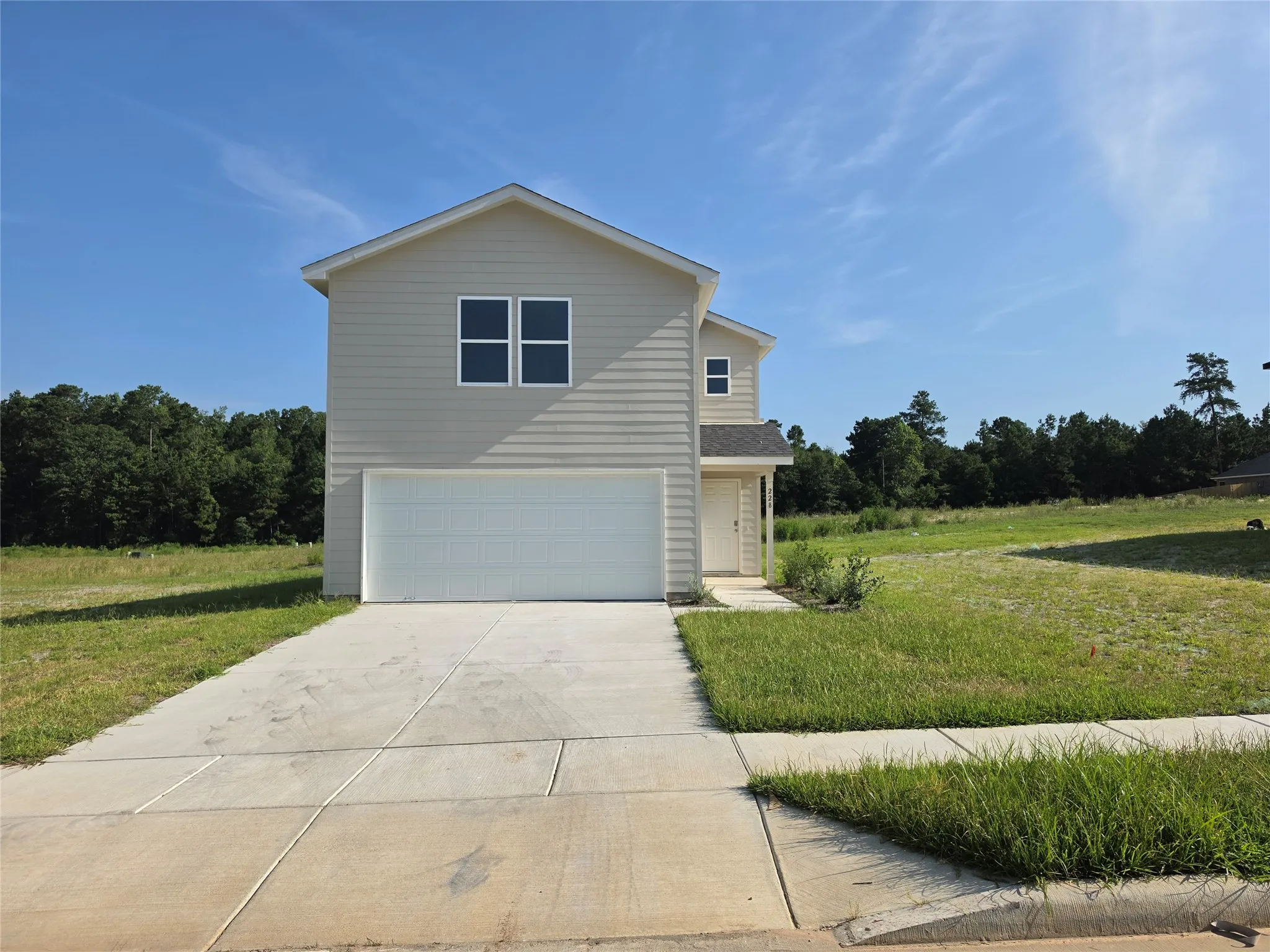 Single Family Residence For Rent in Angelina County , 228 Stoney Ridge, Lufkin, Texas 75904, 3 Bedroom, 3 Bathroom, 2 Garage spaces, 1,600 Sqft, built in 2025, mls#21329268, Real Estate Agent in Lufkin, Homes For Rent in Angelina county, Homes For Rent in Lufkin, Realtor in Lufkin Texas, Real Estate Brokerage Independent Realty Texas, Luminita Cordes Realtor
