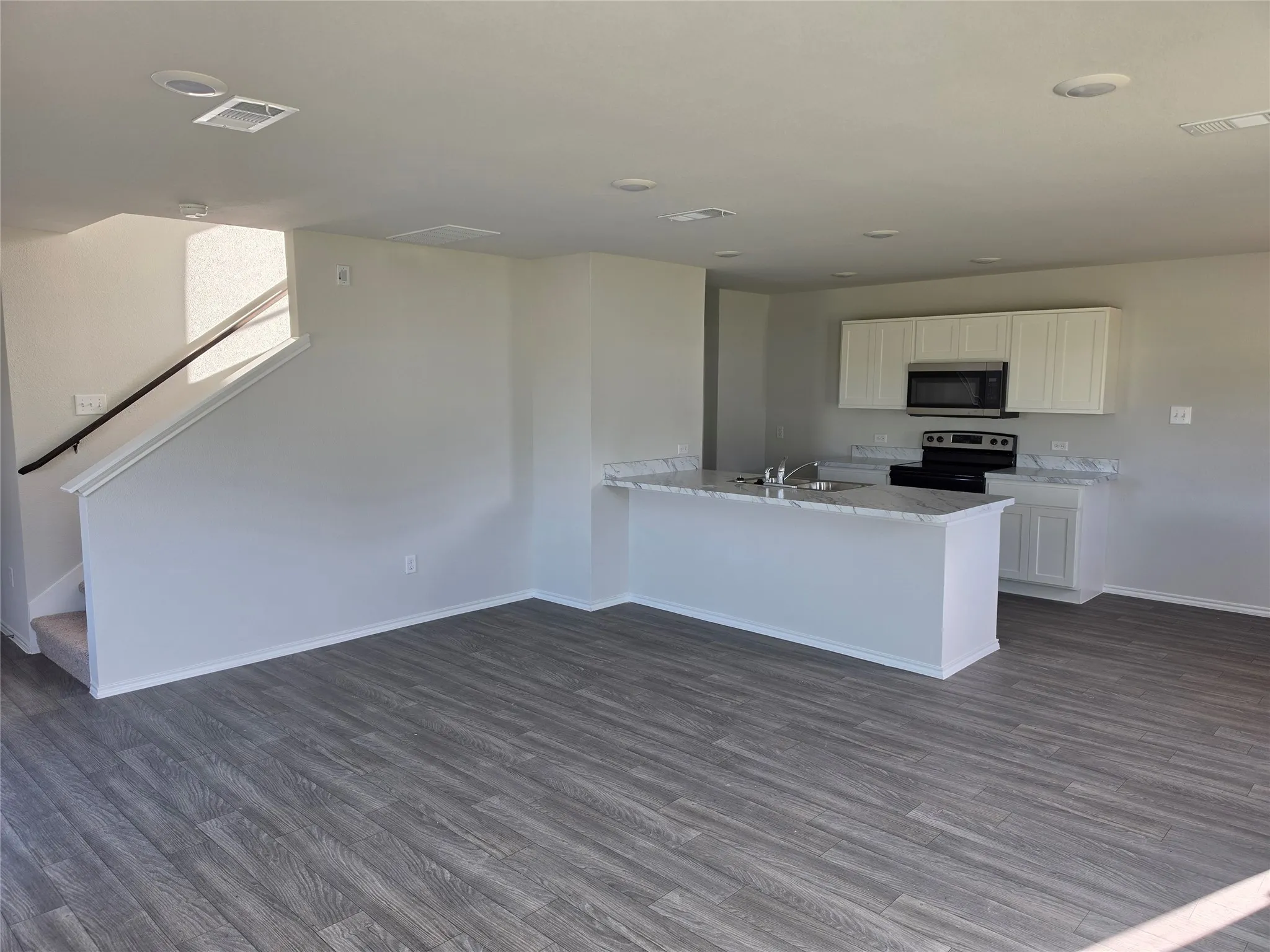Photo from 216 Stoney Ridge - Same Floor Plan