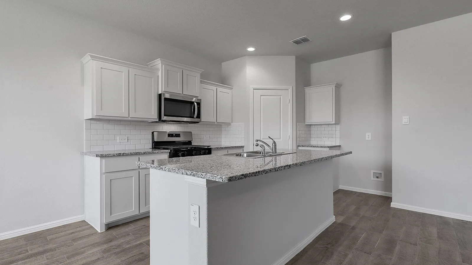 Single Family Residence For Sale in Hood County , 411 SUNDAY SILENCE Way, Granbury, Texas 76049, 3 Bedroom, 2 Bathroom, 2 Garage spaces, 1,475 Sqft, built in 2025, mls#21327946, Real Estate Agent in Granbury, Homes For Sale in Hood county, Homes For Sale in Granbury, Realtor in Granbury Texas, Real Estate Brokerage Independent Realty Texas, Luminita Cordes Realtor