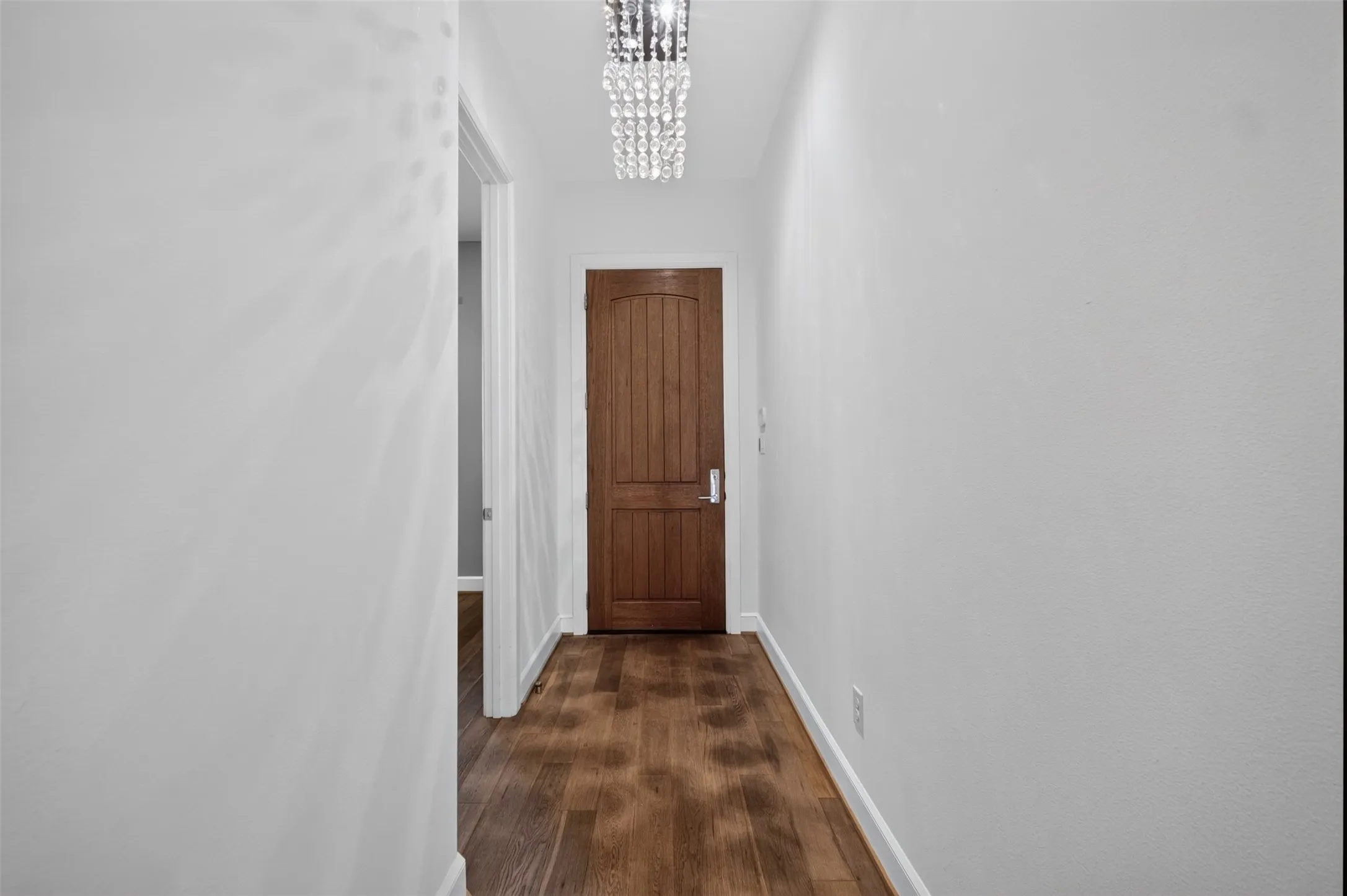 Condominium For Sale in Dallas County , 5015 Meridian Lane 2102, Addison, Texas 75001, 3 Bedroom, 3 Bathroom, 2 Garage spaces, 1,635 Sqft, built in 2016, mls#21329292, Real Estate Agent in Addison, Homes For Sale in Dallas county, Homes For Sale in Addison, Realtor in Addison Texas, Real Estate Brokerage Independent Realty Texas, Luminita Cordes Realtor
