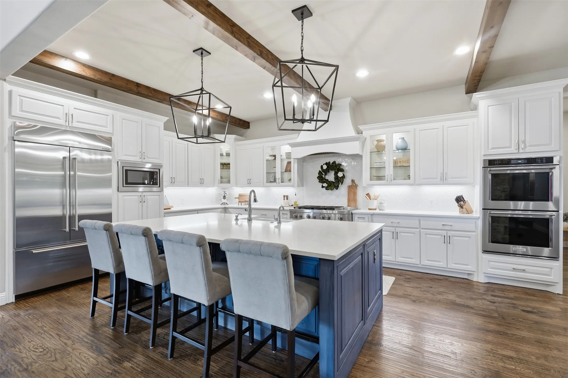 Single Family Residence For Sale in Parker County , 600 W Hill Drive, Aledo, Texas 76008, 5 Bedroom, 6 Bathroom, 3 Garage spaces, 5,190 Sqft, built in 2019, mls#21329294, Real Estate Agent in Aledo, Homes For Sale in Parker county, Homes For Sale in Aledo, Realtor in Aledo Texas, Real Estate Brokerage Independent Realty Texas, Luminita Cordes Realtor