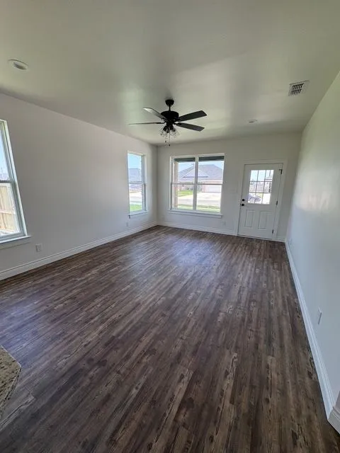 Single Family Residence For Rent in Taylor County , 8150 Sawdust Trail, Abilene, Texas 79602, 3 Bedroom, 2 Bathroom, 1 Garage spaces, 1,515 Sqft, built in 2026, mls#21329300, Real Estate Agent in Abilene, Homes For Rent in Taylor county, Homes For Rent in Abilene, Realtor in Abilene Texas, Real Estate Brokerage Independent Realty Texas, Luminita Cordes Realtor