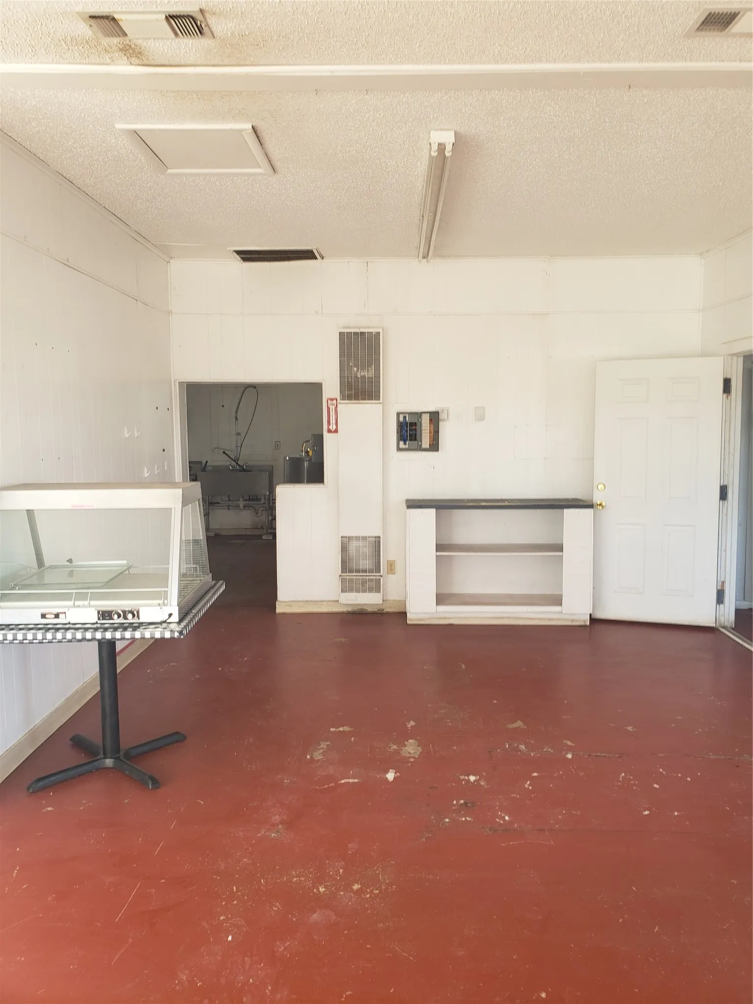 Business For Sale in Brown County , 1198 E Hall Street, Bangs, Texas 76823, 0, 0, Garage spaces, 0 Sqft, built in 0, Price $259,000, mls#21319608, Real Estate Agent in Bangs, Homes For Sale in Brown county, Homes For Sale in Bangs, Realtor in Bangs Texas, Real Estate Brokerage Independent Realty Texas, Luminita Cordes Realtor