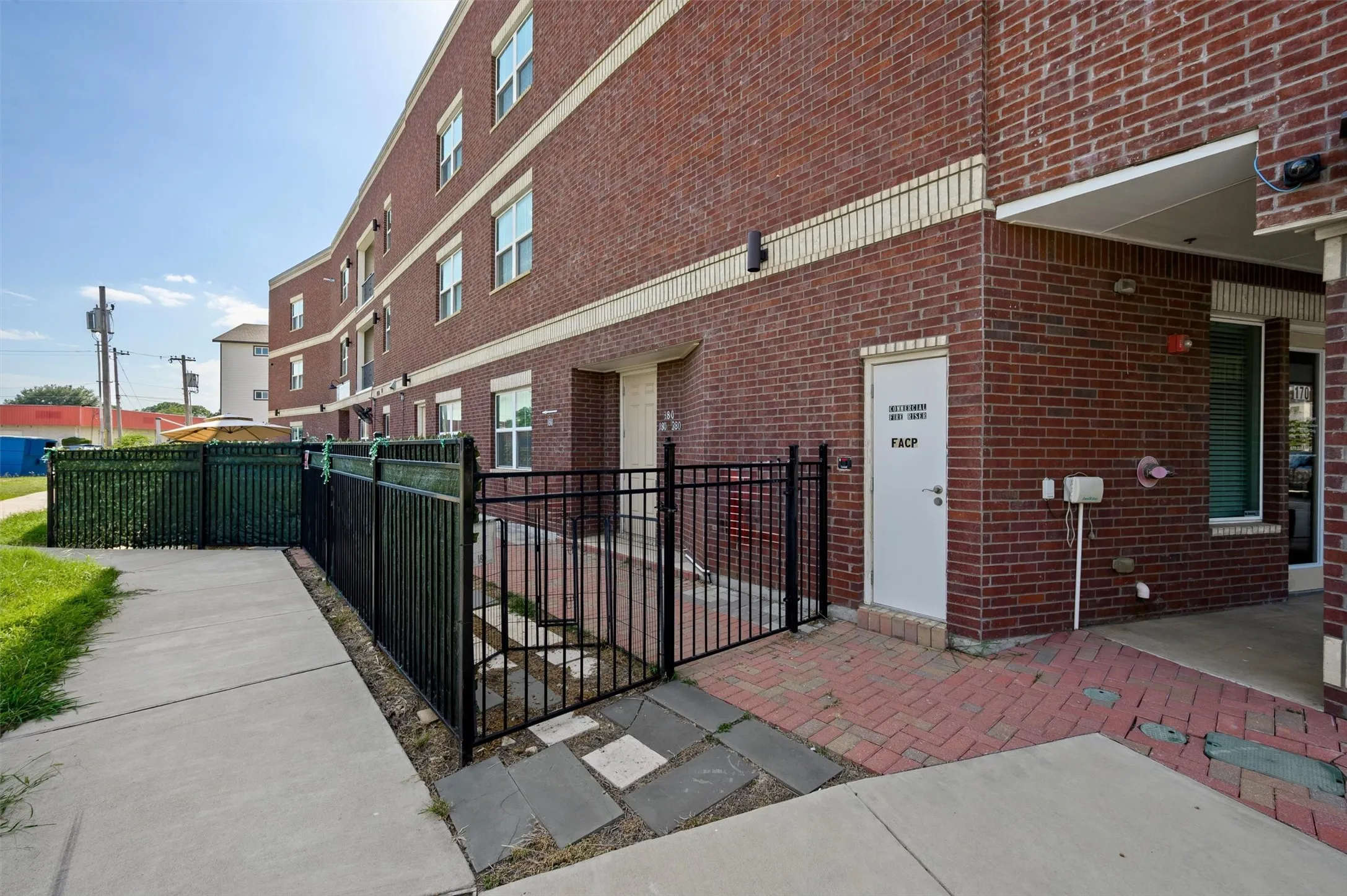 Office For Sale in Denton County , 251 S Mill Street 180, Lewisville, Texas 75057, 0, 0, Garage spaces, 0 Sqft, built in 2018, Price $745,000, mls#21318569, Real Estate Agent in Lewisville, Homes For Sale in Denton county, Homes For Sale in Lewisville, Realtor in Lewisville Texas, Real Estate Brokerage Independent Realty Texas, Luminita Cordes Realtor