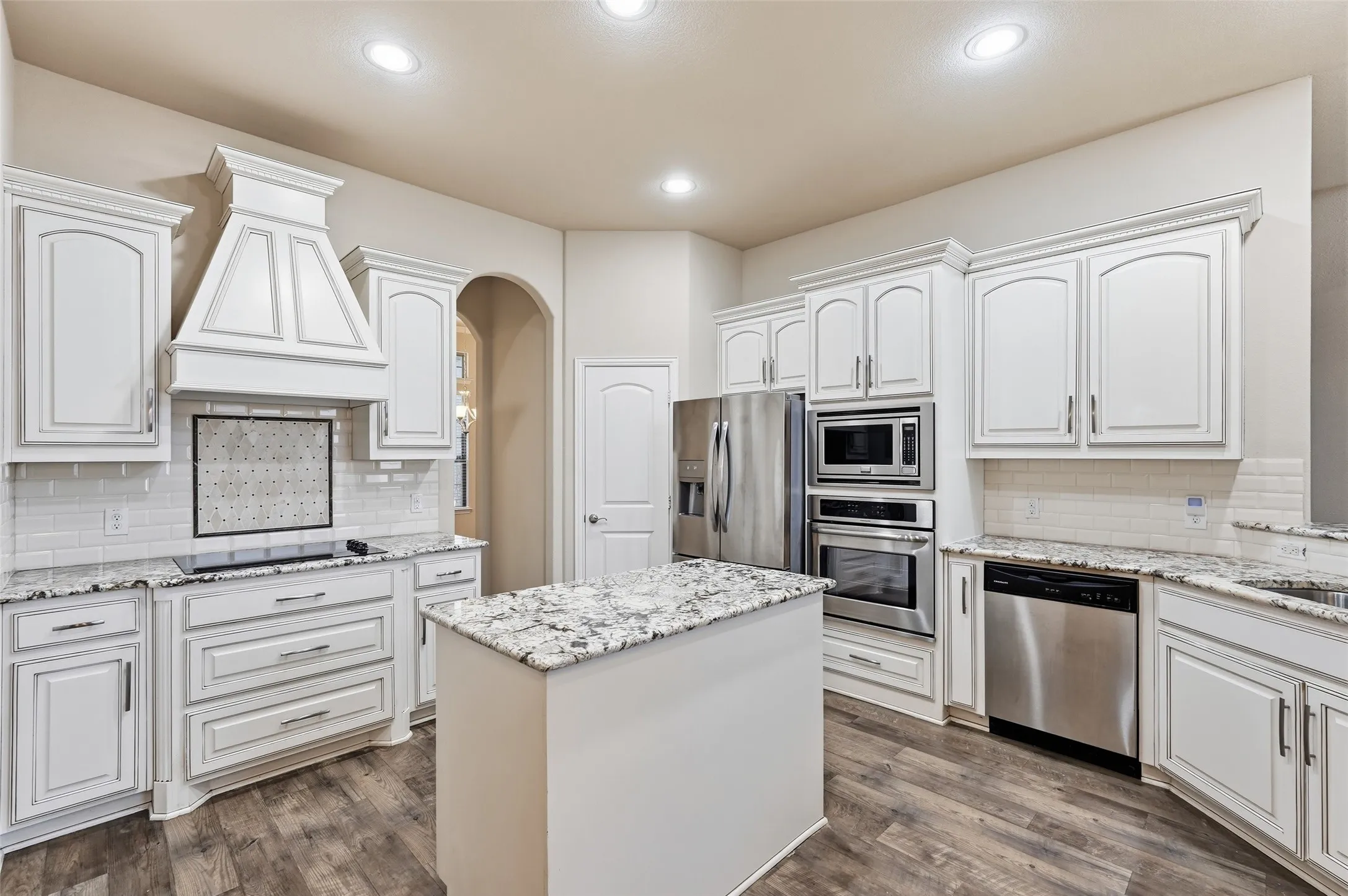 Single Family Residence For Sale in Rockwall County , 1537 Firenza Court, Mclendon Chisholm, Texas 75032, 4 Bedroom, 3 Bathroom, 2 Garage spaces, 2,514 Sqft, built in 2014, mls#21312250, Real Estate Agent in Mclendon Chisholm, Homes For Sale in Rockwall county, Homes For Sale in Mclendon Chisholm, Realtor in Mclendon Chisholm Texas, Real Estate Brokerage Independent Realty Texas, Luminita Cordes Realtor