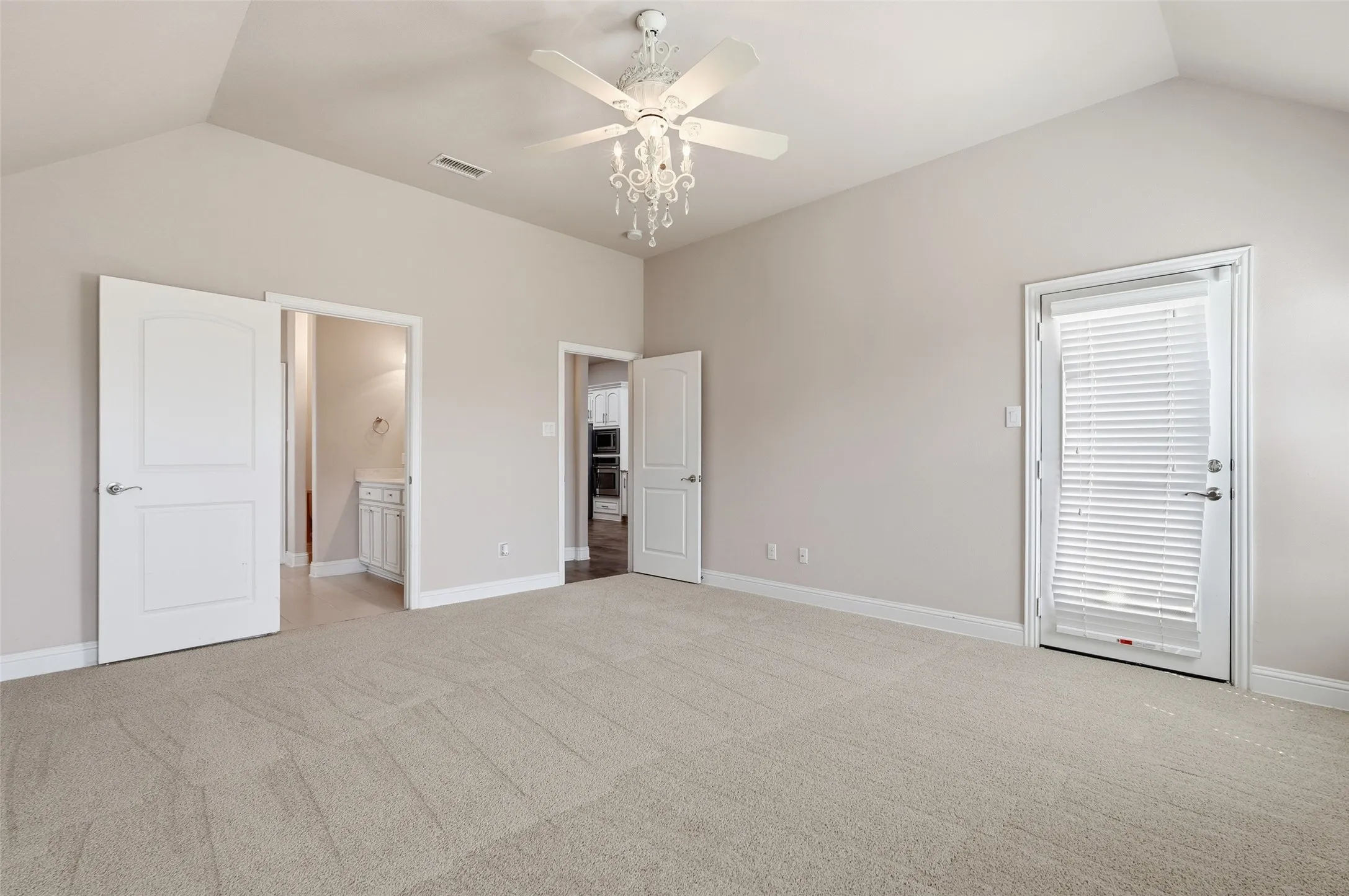 Single Family Residence For Sale in Rockwall County , 1537 Firenza Court, Mclendon Chisholm, Texas 75032, 4 Bedroom, 3 Bathroom, 2 Garage spaces, 2,514 Sqft, built in 2014, mls#21312250, Real Estate Agent in Mclendon Chisholm, Homes For Sale in Rockwall county, Homes For Sale in Mclendon Chisholm, Realtor in Mclendon Chisholm Texas, Real Estate Brokerage Independent Realty Texas, Luminita Cordes Realtor
