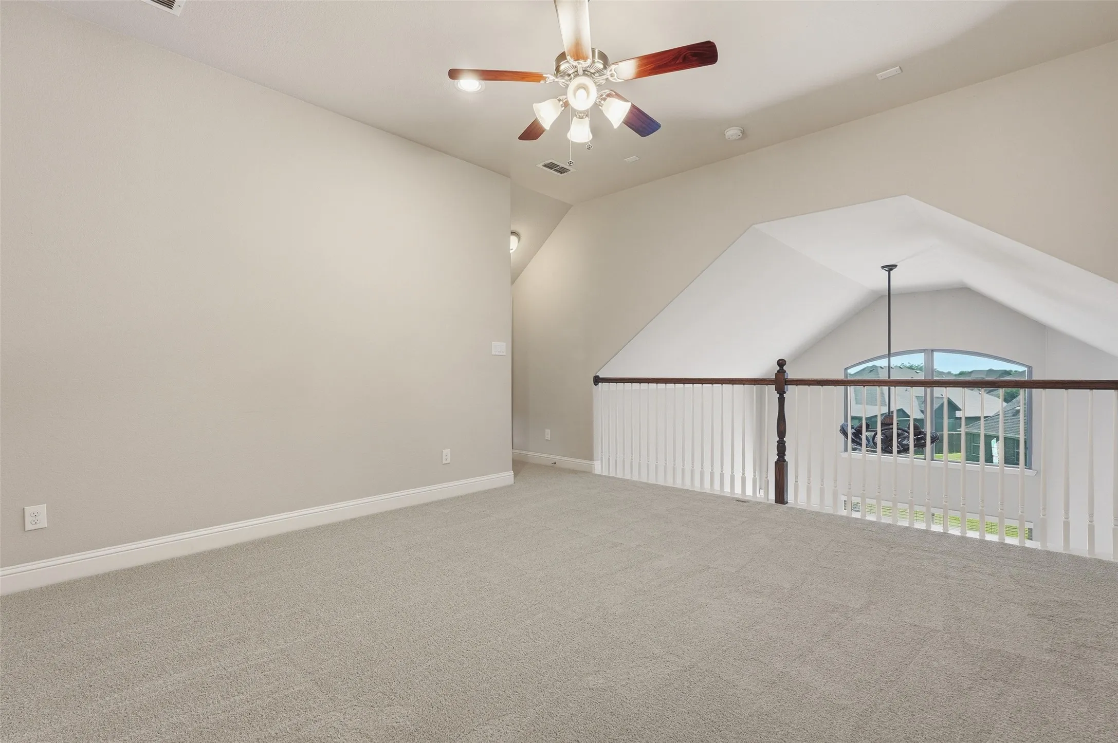 Single Family Residence For Sale in Rockwall County , 1537 Firenza Court, Mclendon Chisholm, Texas 75032, 4 Bedroom, 3 Bathroom, 2 Garage spaces, 2,514 Sqft, built in 2014, mls#21312250, Real Estate Agent in Mclendon Chisholm, Homes For Sale in Rockwall county, Homes For Sale in Mclendon Chisholm, Realtor in Mclendon Chisholm Texas, Real Estate Brokerage Independent Realty Texas, Luminita Cordes Realtor