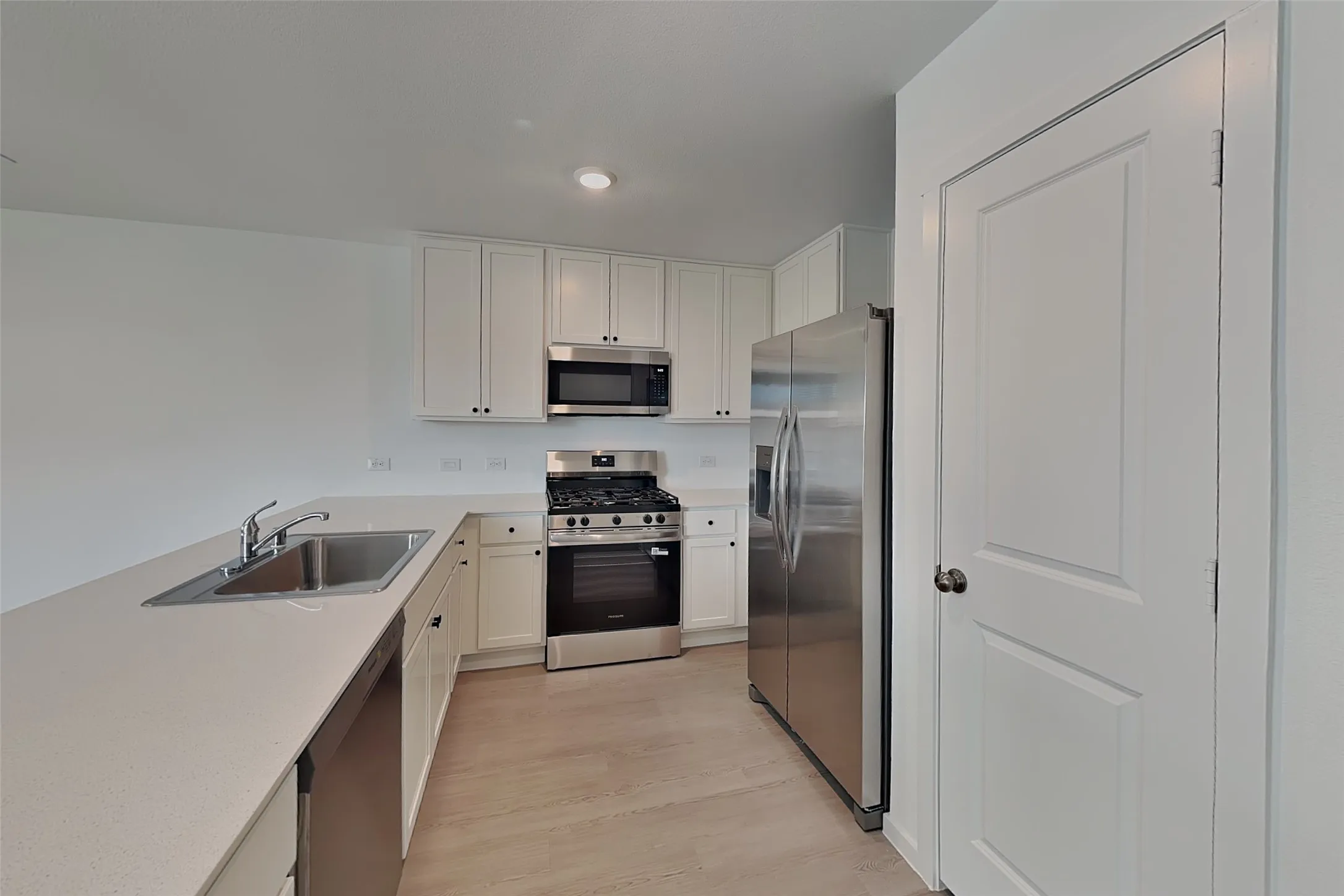 Single Family Residence For Rent in Tarrant County , 3105 Lynmar Lane, Fort Worth, Texas 76179, 3 Bedroom, 2 Bathroom, 1 Garage spaces, 1,402 Sqft, built in 2026, mls#21319701, Real Estate Agent in Fort Worth, Homes For Rent in Tarrant county, Homes For Rent in Fort Worth, Realtor in Fort Worth Texas, Real Estate Brokerage Independent Realty Texas, Luminita Cordes Realtor