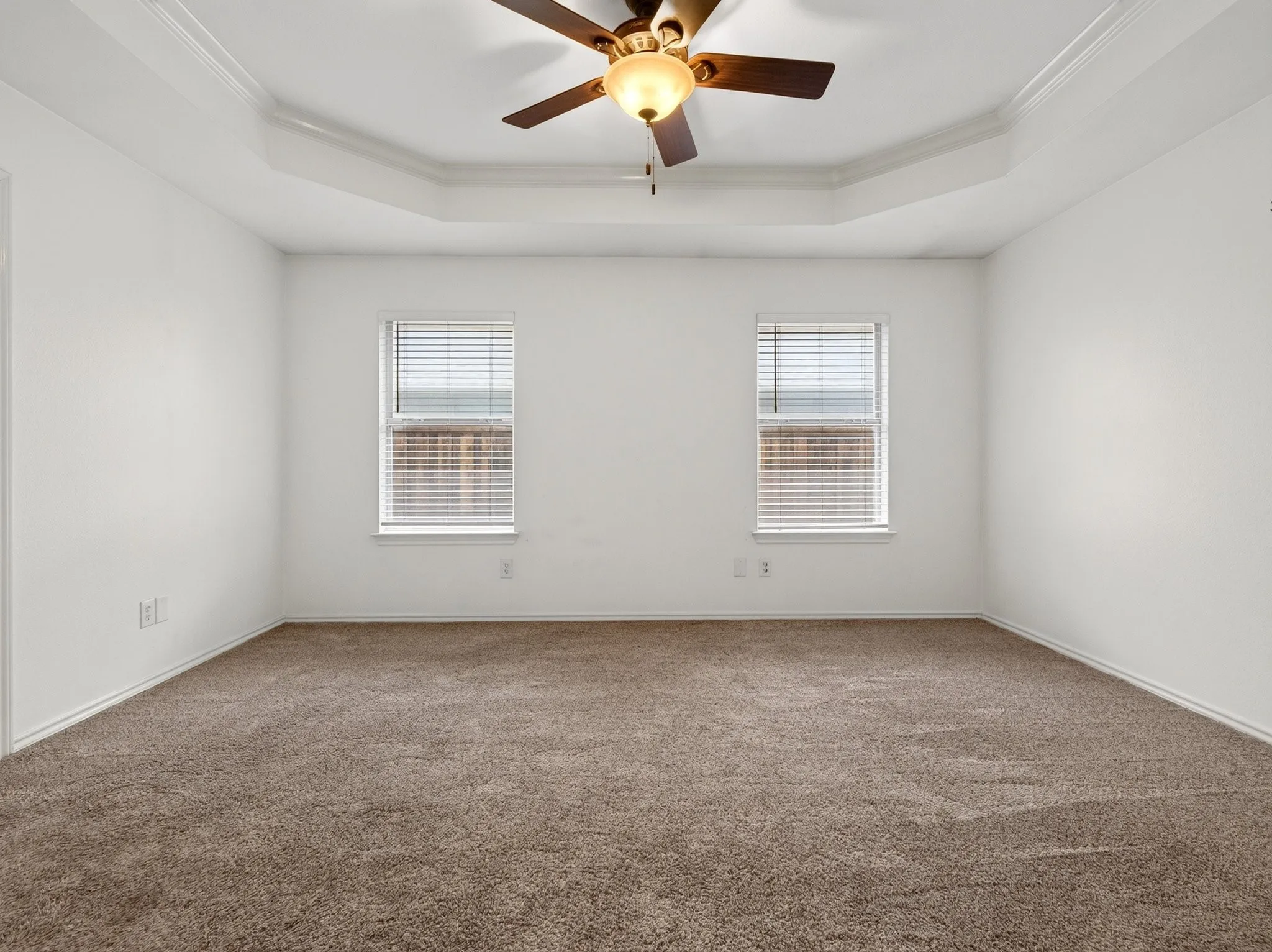 Single Family Residence For Sale in Denton County , 308 Glenview Drive, Aubrey, Texas 76227, 3 Bedroom, 2 Bathroom, 2 Garage spaces, 1,362 Sqft, built in 2006, mls#21329229, Real Estate Agent in Aubrey, Homes For Sale in Denton county, Homes For Sale in Aubrey, Realtor in Aubrey Texas, Real Estate Brokerage Independent Realty Texas, Luminita Cordes Realtor