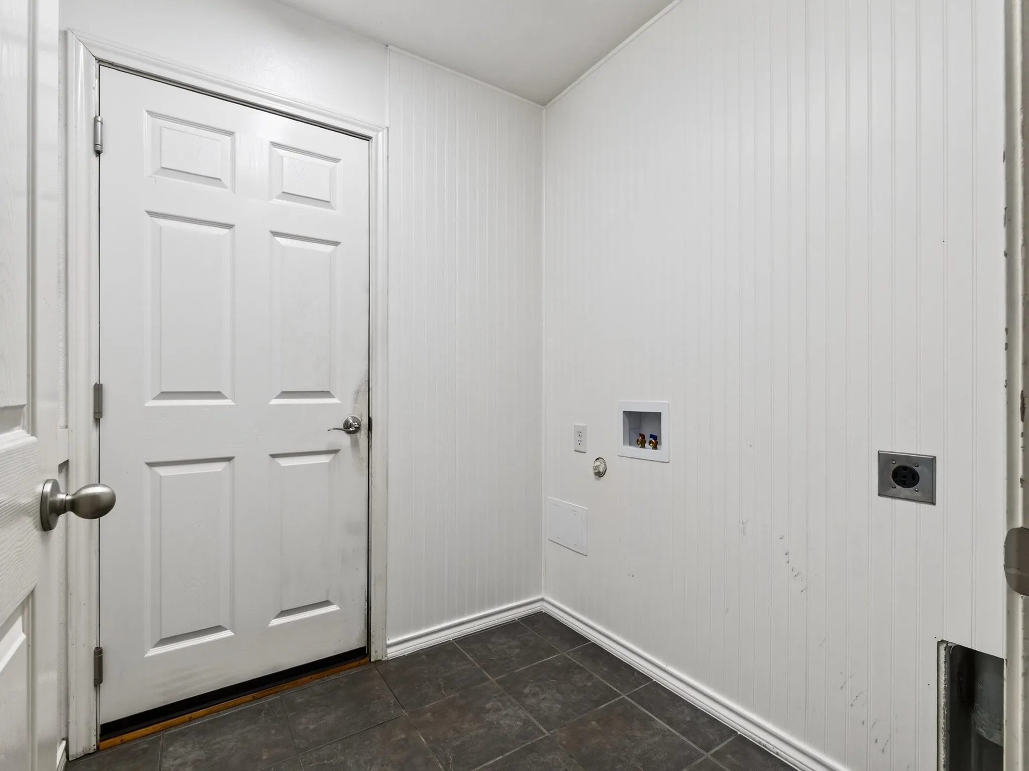 Single Family Residence For Sale in Denton County , 308 Glenview Drive, Aubrey, Texas 76227, 3 Bedroom, 2 Bathroom, 2 Garage spaces, 1,362 Sqft, built in 2006, mls#21329229, Real Estate Agent in Aubrey, Homes For Sale in Denton county, Homes For Sale in Aubrey, Realtor in Aubrey Texas, Real Estate Brokerage Independent Realty Texas, Luminita Cordes Realtor
