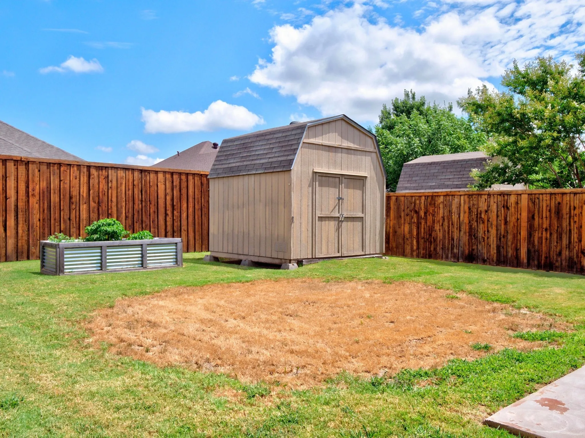 Single Family Residence For Sale in Denton County , 308 Glenview Drive, Aubrey, Texas 76227, 3 Bedroom, 2 Bathroom, 2 Garage spaces, 1,362 Sqft, built in 2006, mls#21329229, Real Estate Agent in Aubrey, Homes For Sale in Denton county, Homes For Sale in Aubrey, Realtor in Aubrey Texas, Real Estate Brokerage Independent Realty Texas, Luminita Cordes Realtor