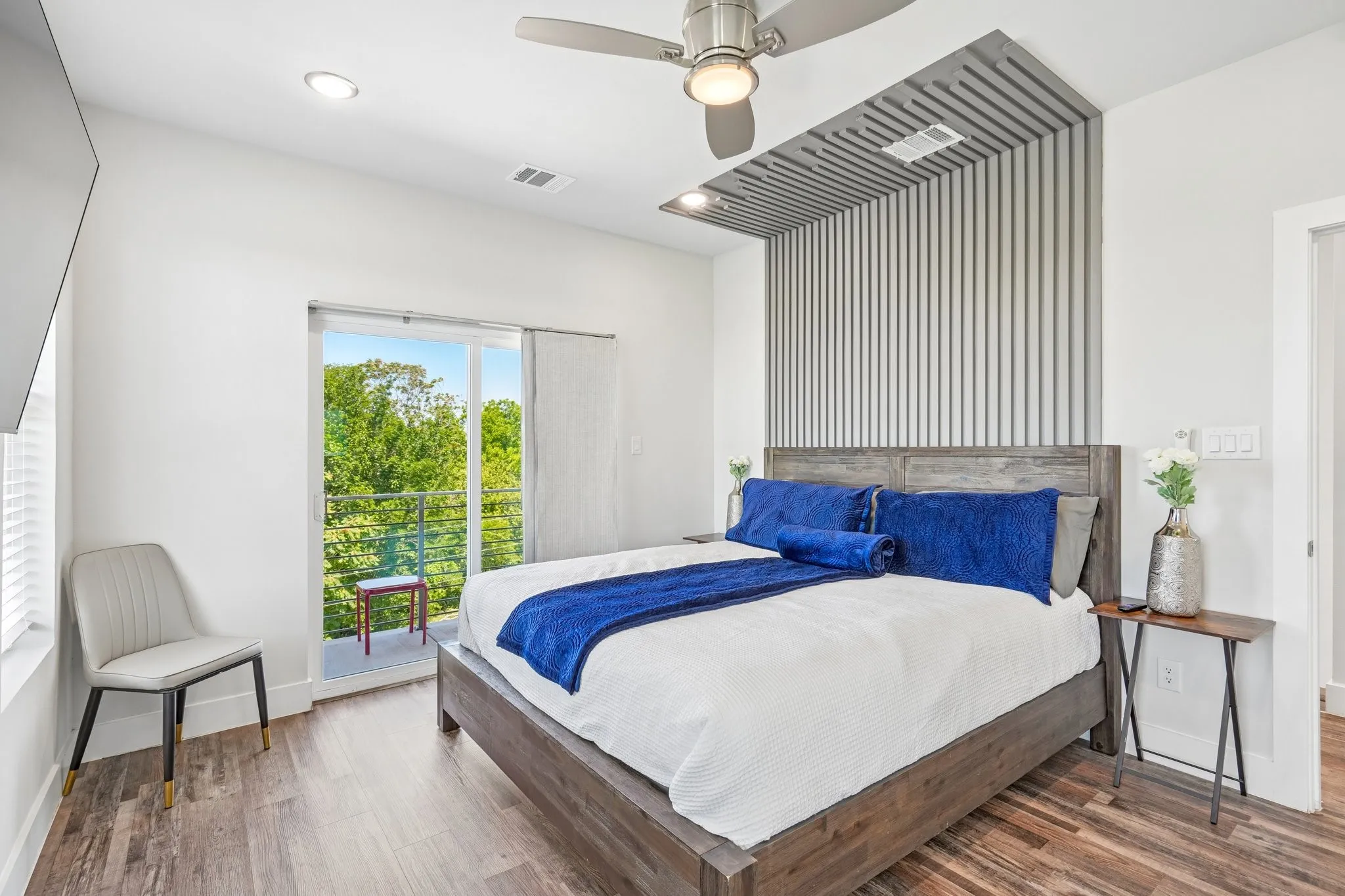 Single Family Residence For Rent in Dallas County , 521 Faulk Street, Dallas, Texas 75203, 3 Bedroom, 4 Bathroom, Garage spaces, 1,876 Sqft, built in 2023, mls#21329334, Real Estate Agent in Dallas, Homes For Rent in Dallas county, Homes For Rent in Dallas, Realtor in Dallas Texas, Real Estate Brokerage Independent Realty Texas, Luminita Cordes Realtor