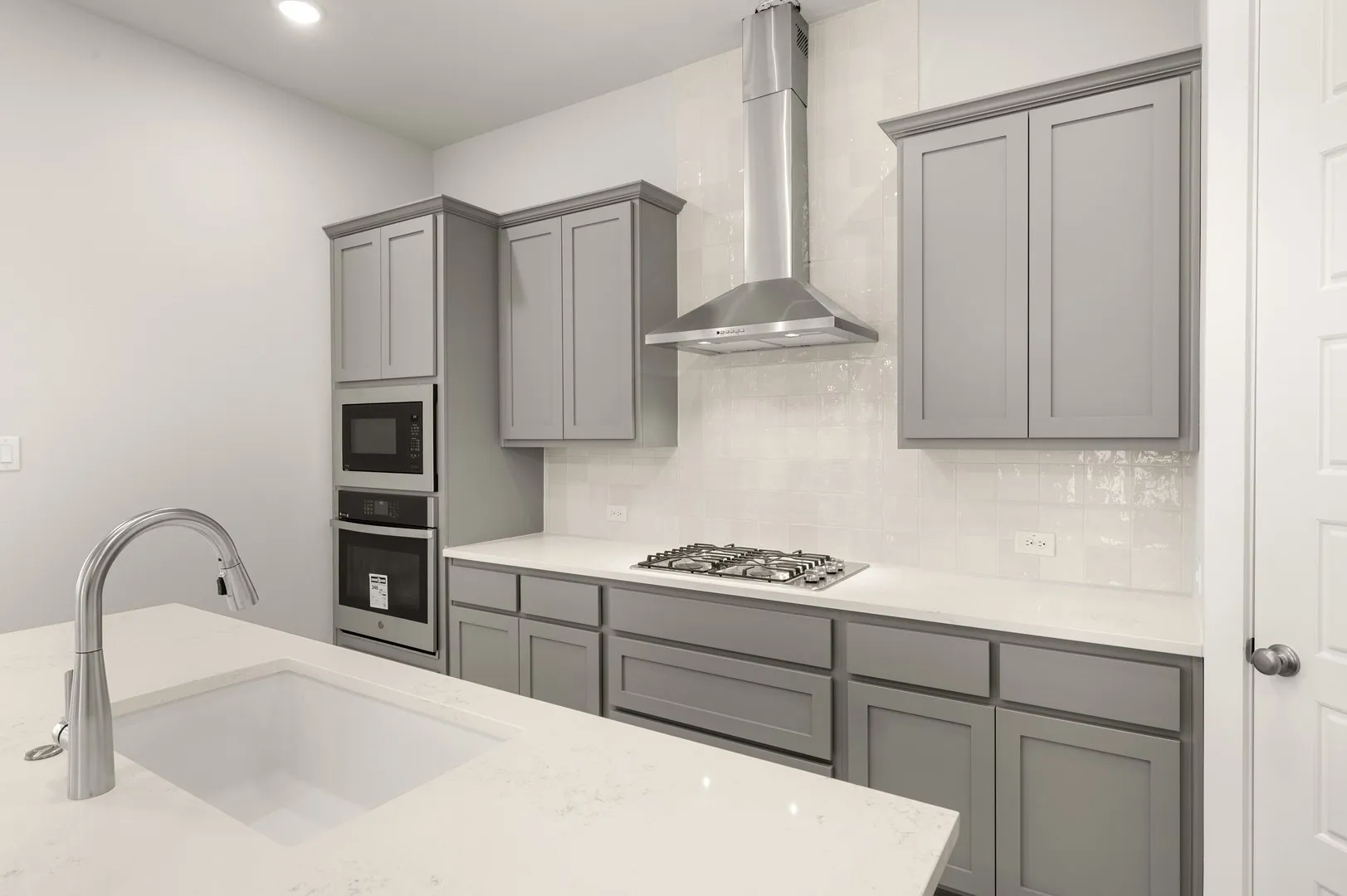 17257 Oxborough- Kitchen-4