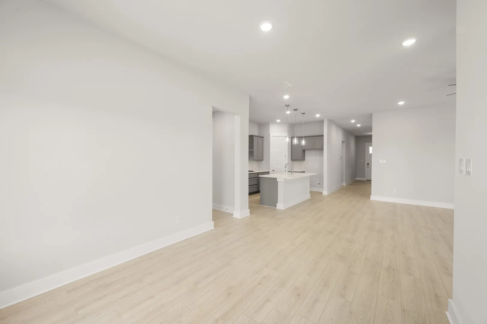17257 Oxborough- Dining-2