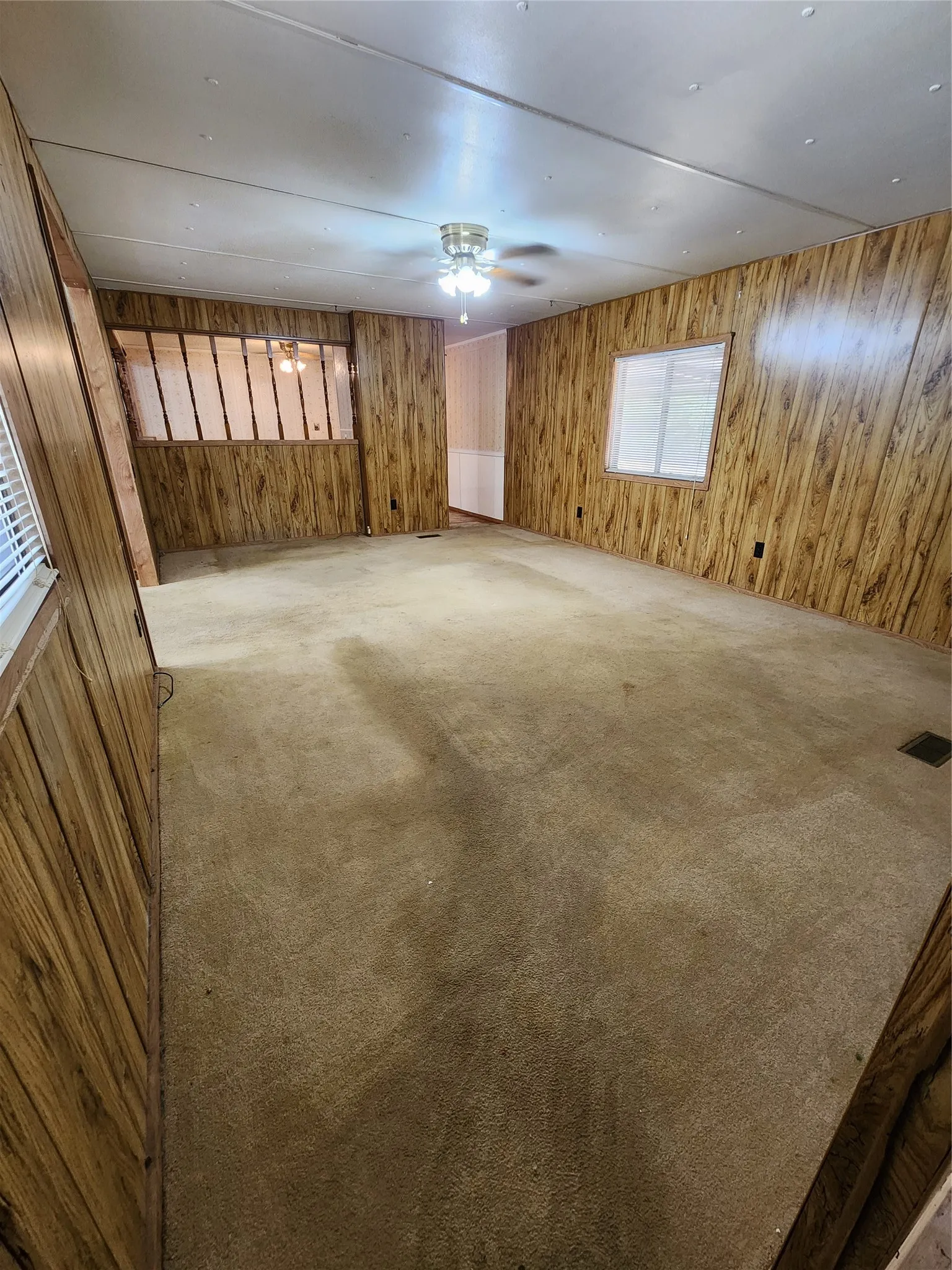 Manufactured Home For Sale in Mc Lennan County , 4706 Iowa Street, Waco, Texas 76705, 3 Bedrooms, 3 Bathrooms, Garage spaces, 1,834 Sqft, built in 1979, Price $125,000, mls#21328933, Real Estate Agent in Waco, Homes For Sale in Mc Lennan county, Homes For Sale in Waco, Realtor in Waco Texas, Real Estate Brokerage Independent Realty Texas, Luminita Cordes Realtor