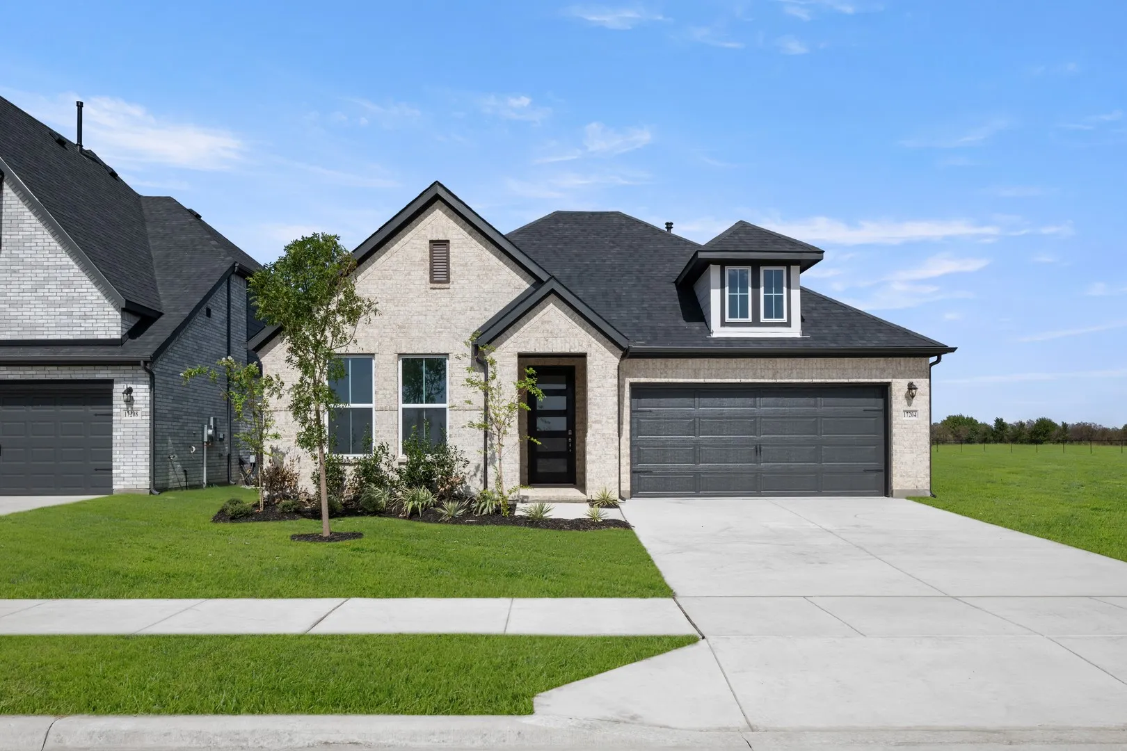17204 Oxborough- Front-2