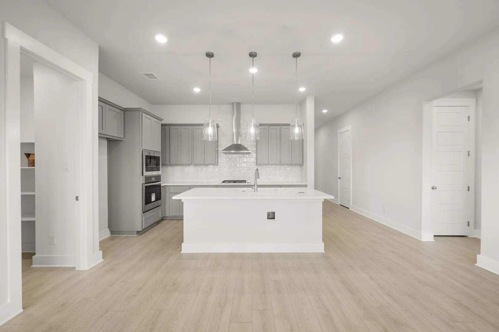 17204 Oxborough- Kitchen-2