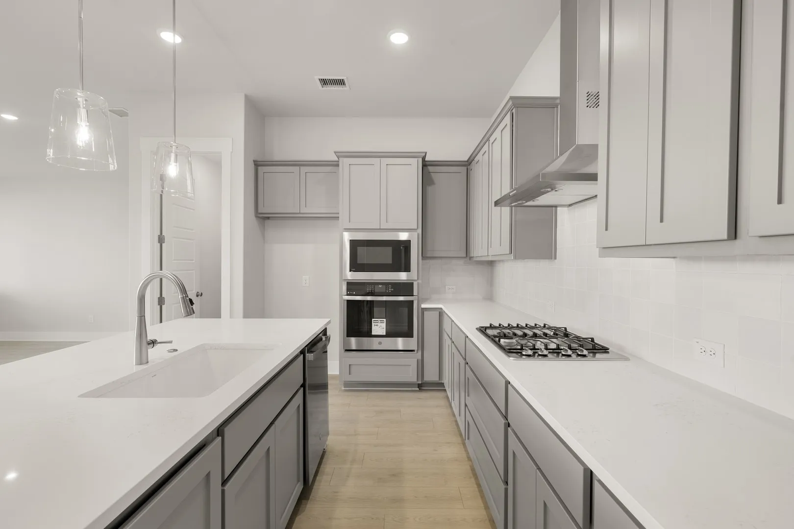 17204 Oxborough- Kitchen-3